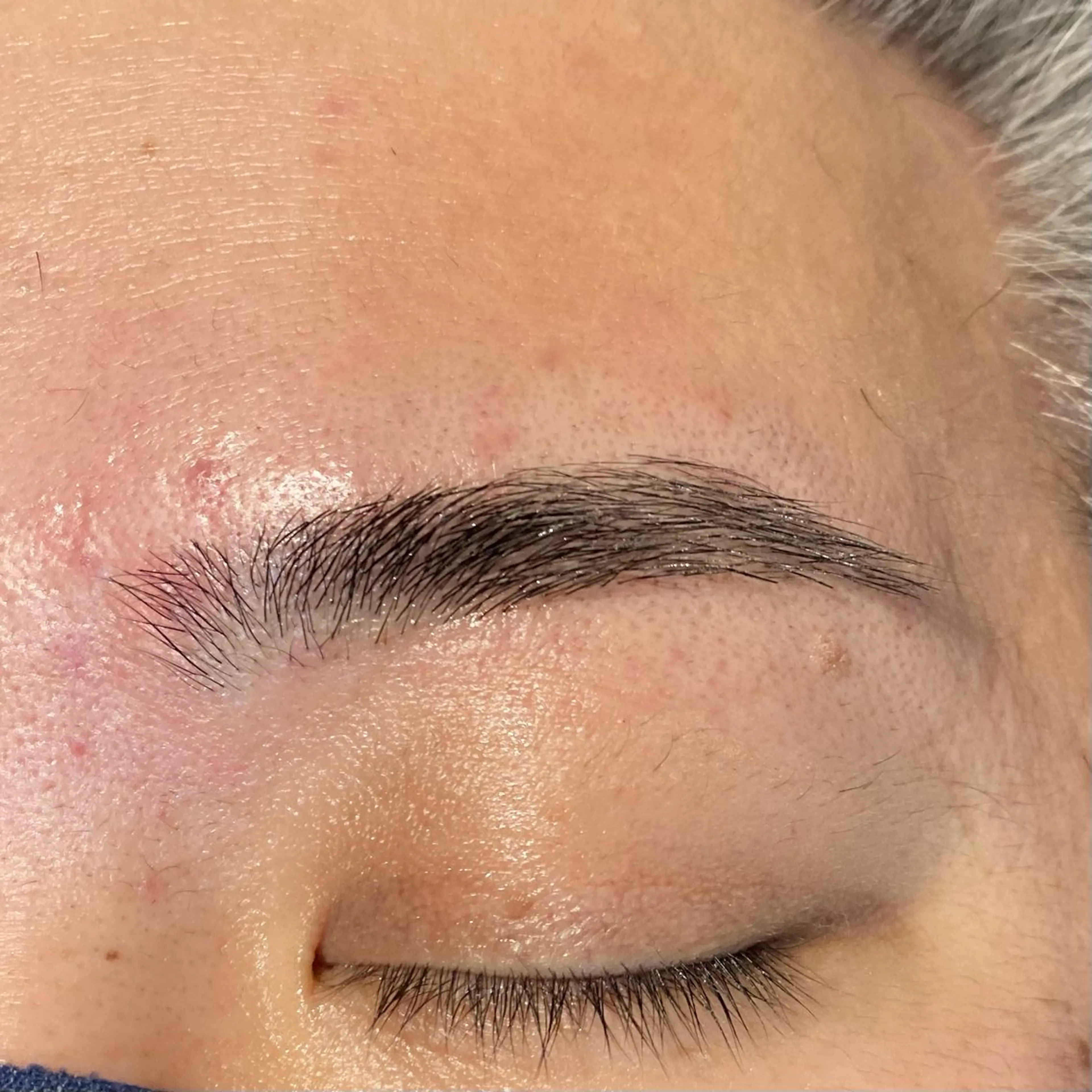 メンズ アイブロウ MOON.所属・アイブロウ専門サロン MOON.の眉毛・アイブロウイメージ