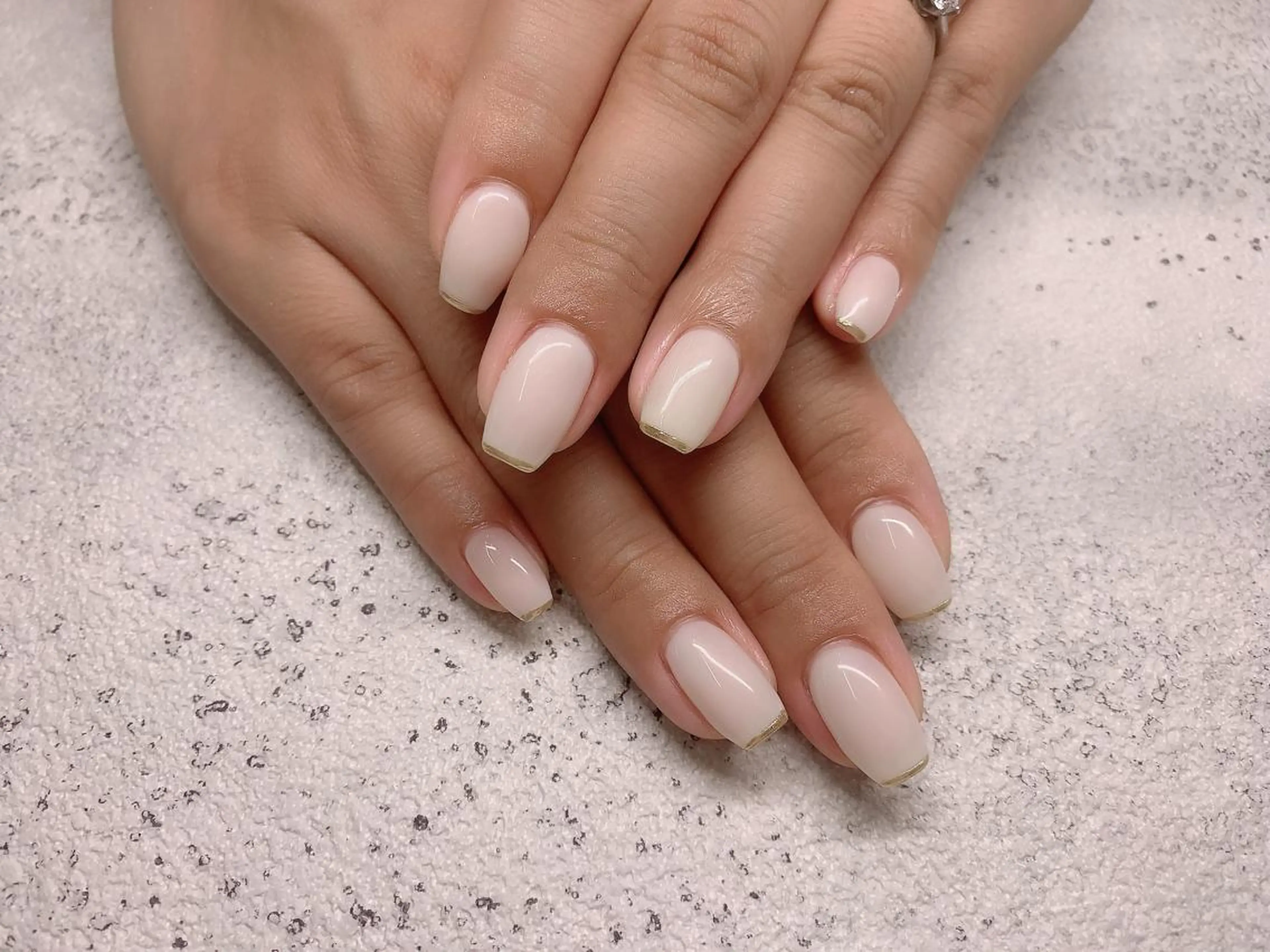 ネイル フレンチネイル ミラーネイル ハンドネイル ハンドケア Muse nail USUIのネイルデザイン