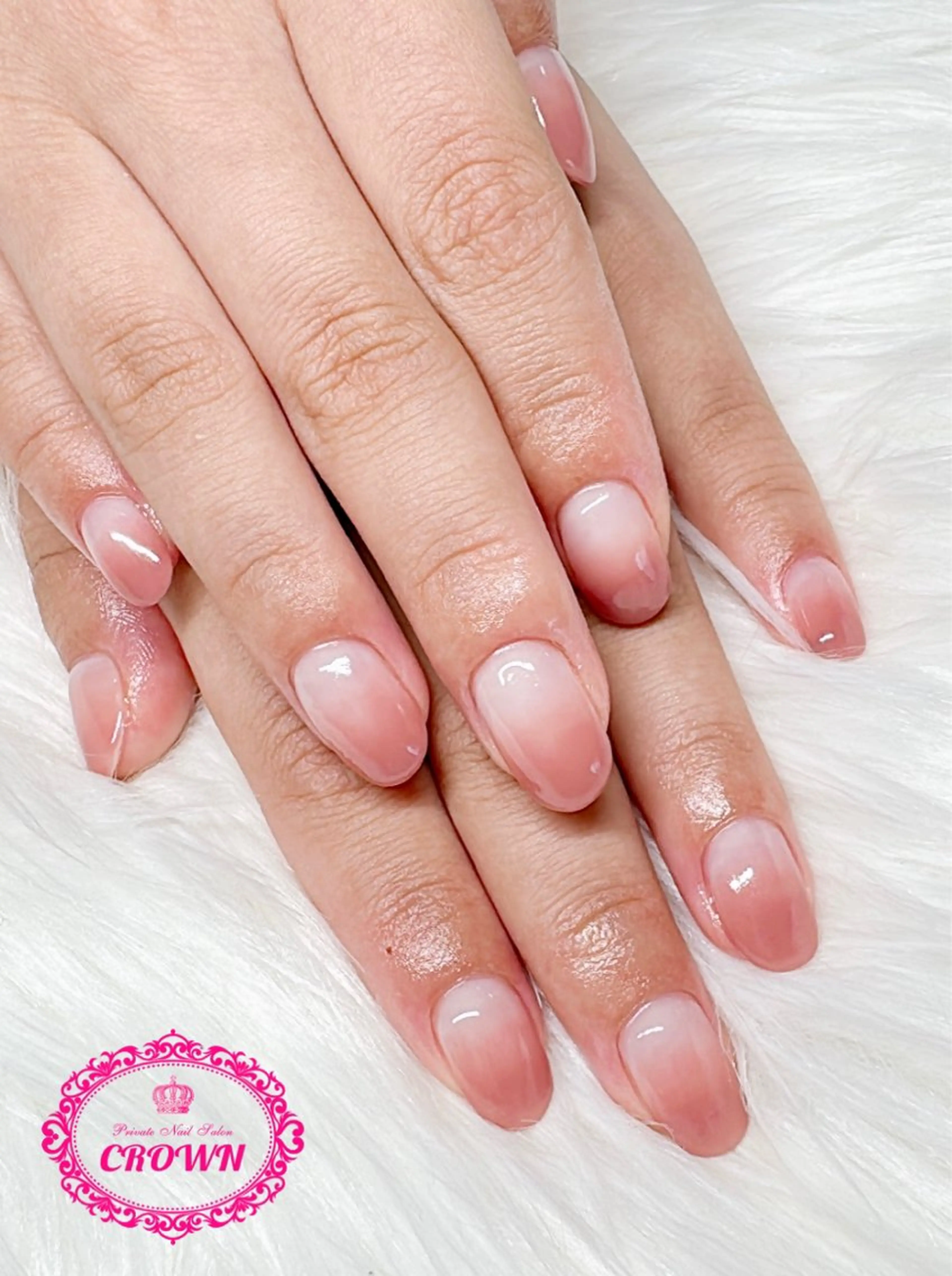 ネイル CROWN プライベートサロンのネイルデザイン