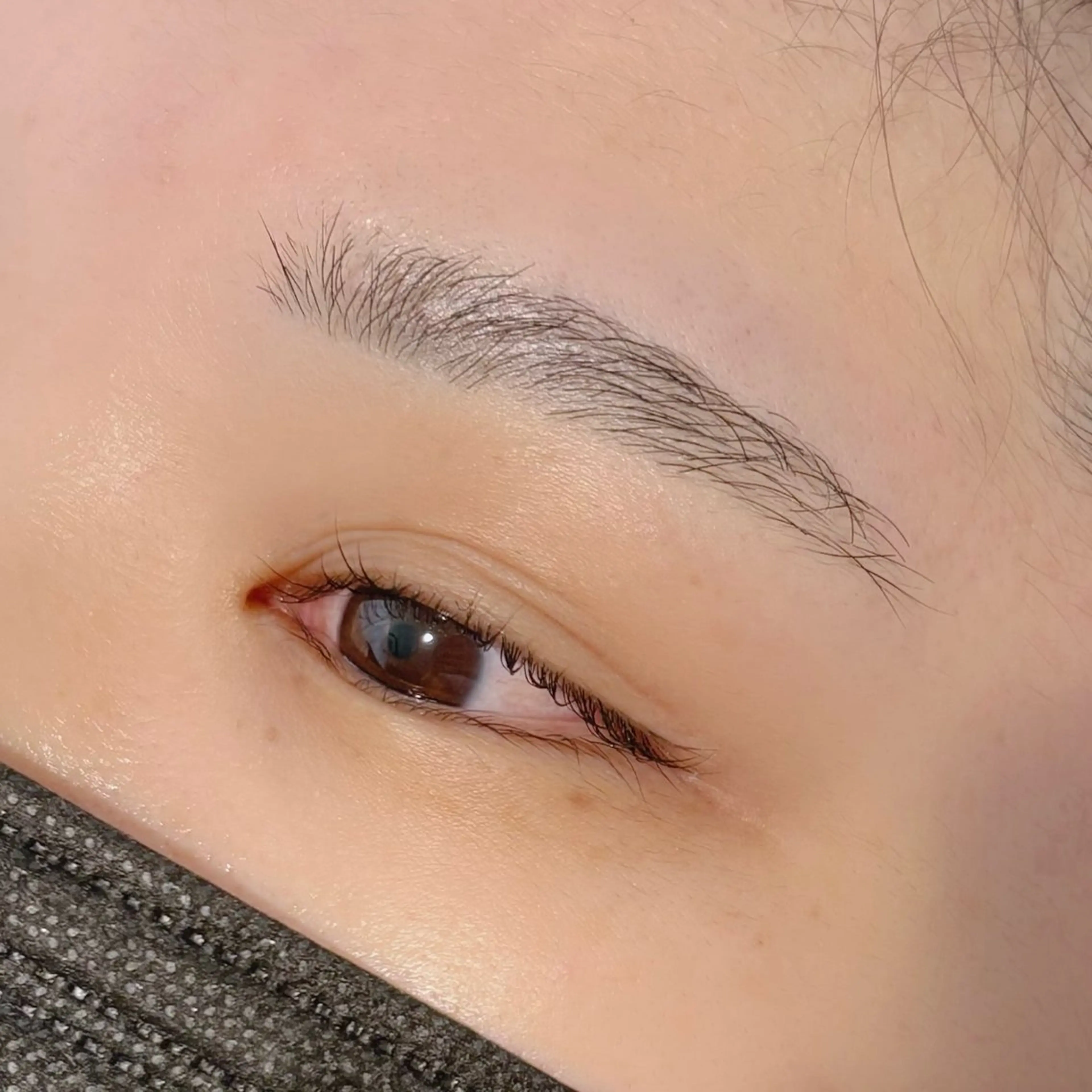 眉ワックス（カット、メイク、間引きあり）の写真