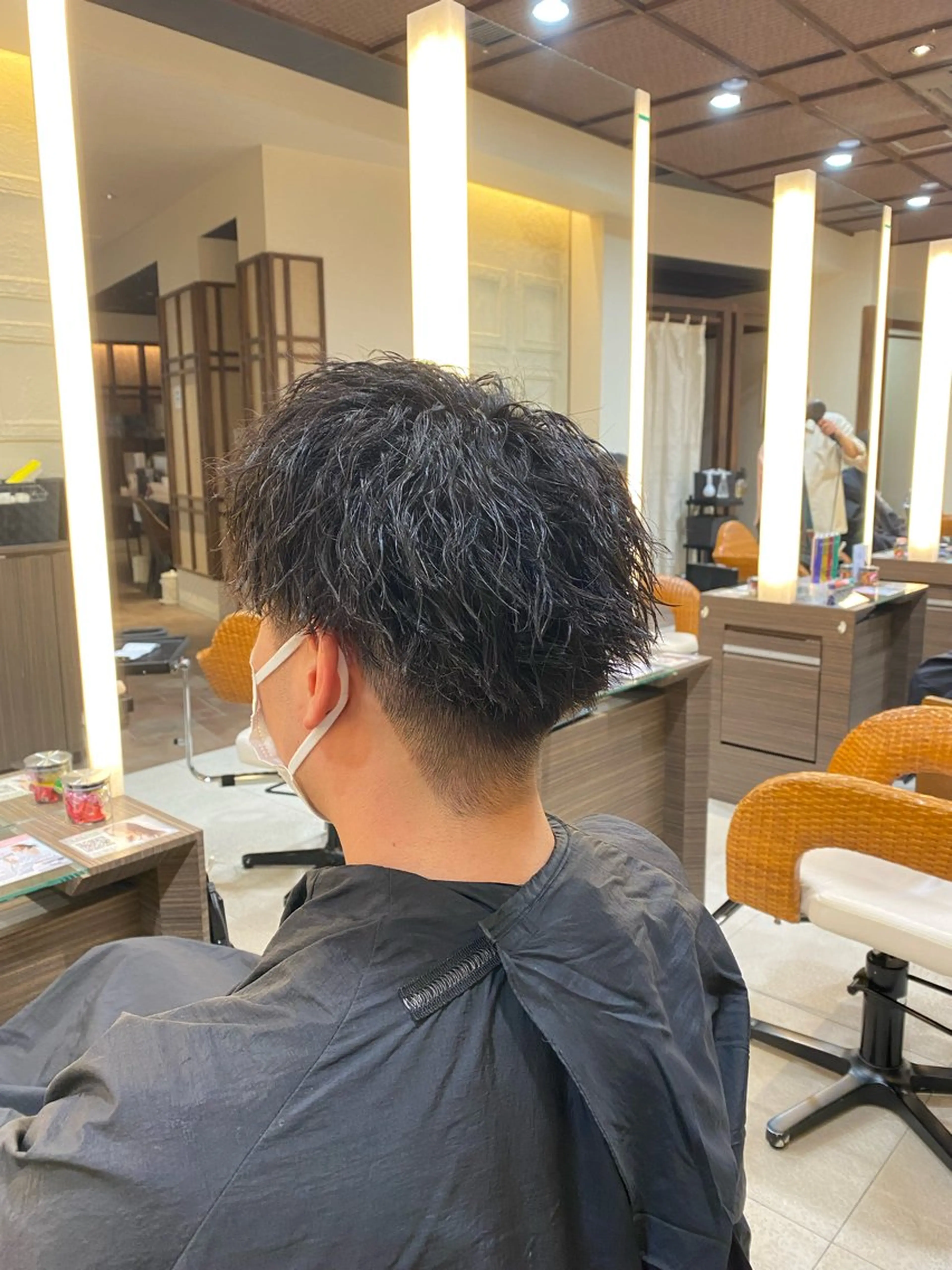 パーマ メンズ カット パーマ トリートメント スパイラル波巻き パーマ井本汰壱のヘアスタイル