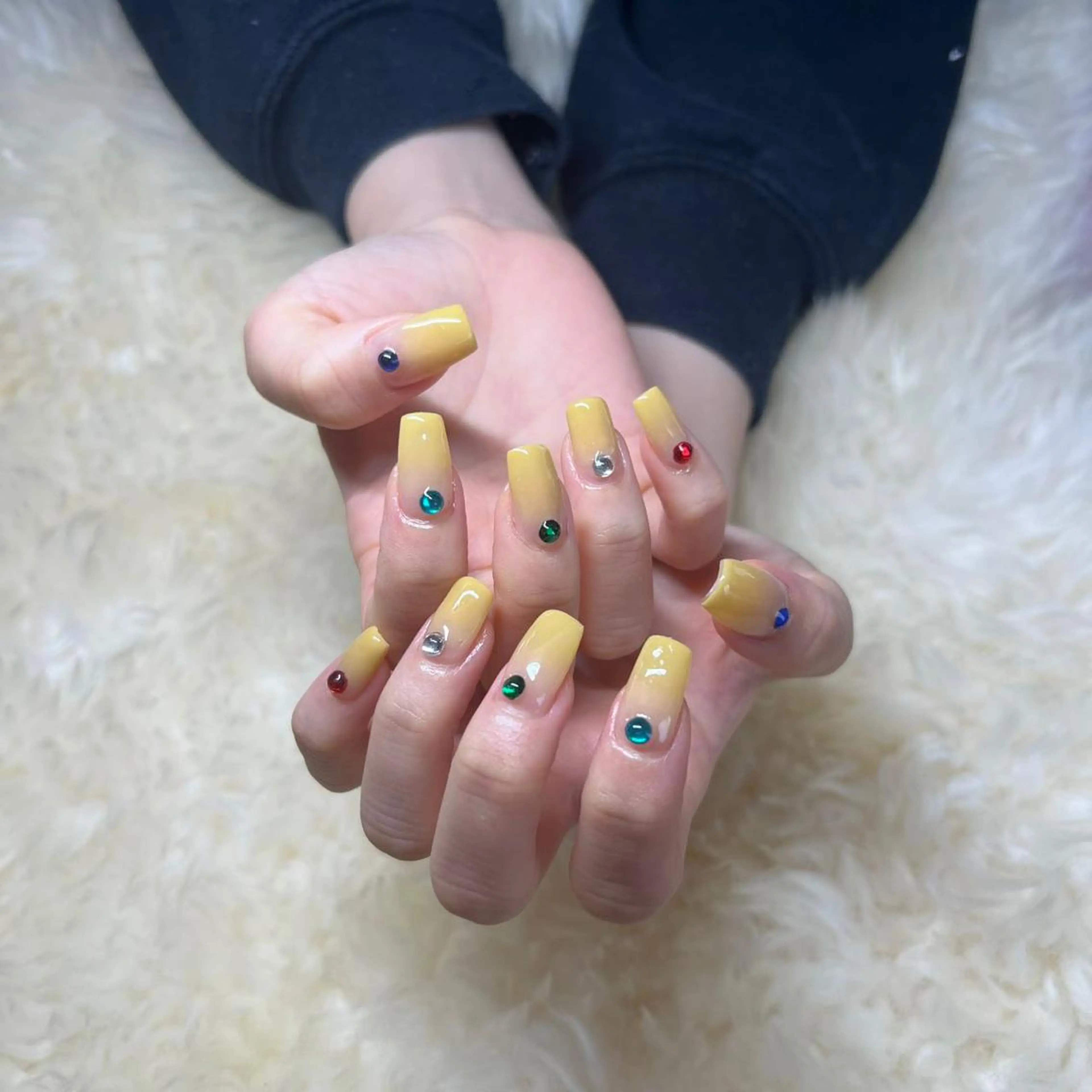 ロング ハンドネイル ハンドケア 💜MIYA nail川崎店のネイルデザイン