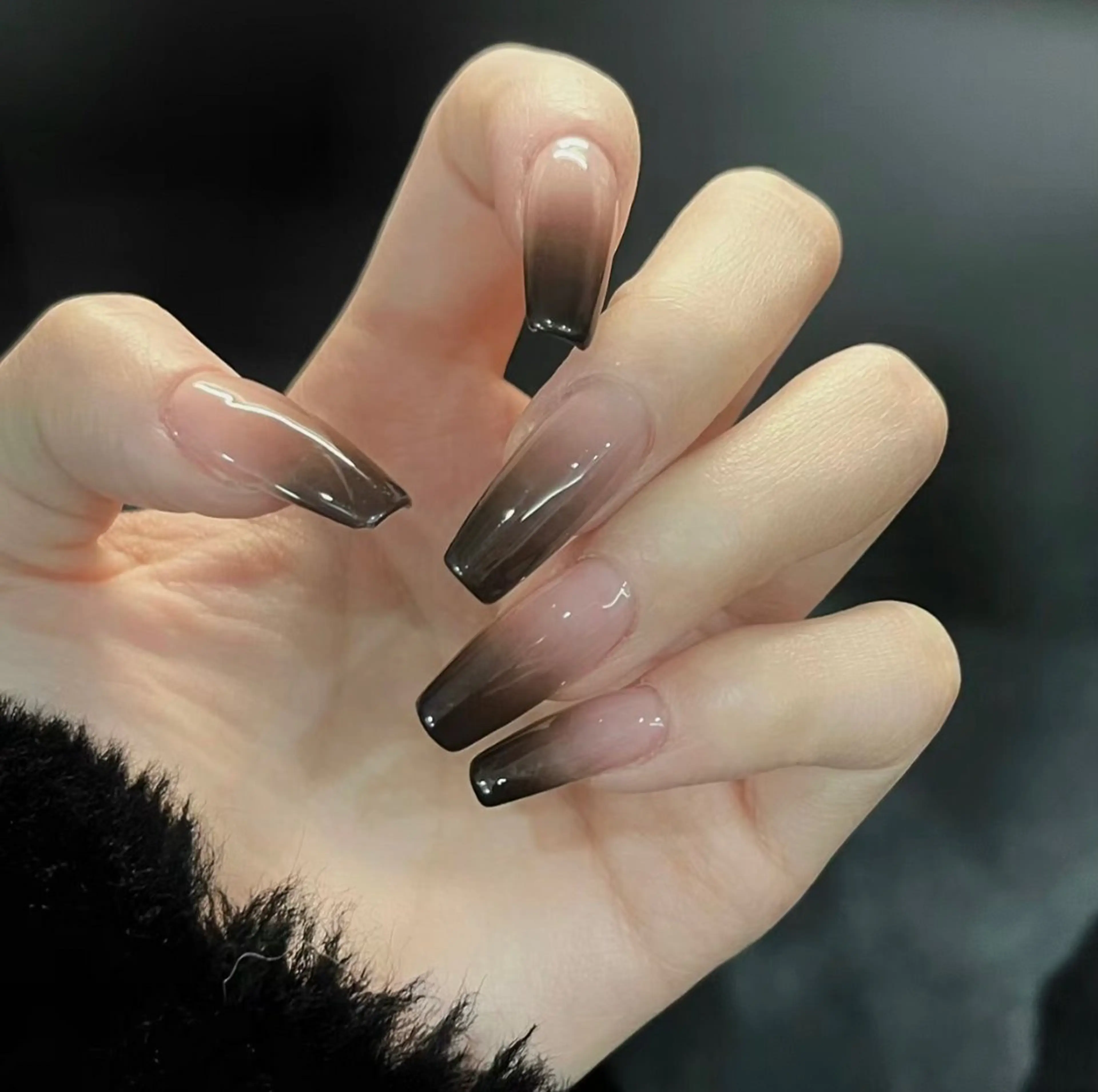 ネイル ハンドネイル エ リのネイルデザイン