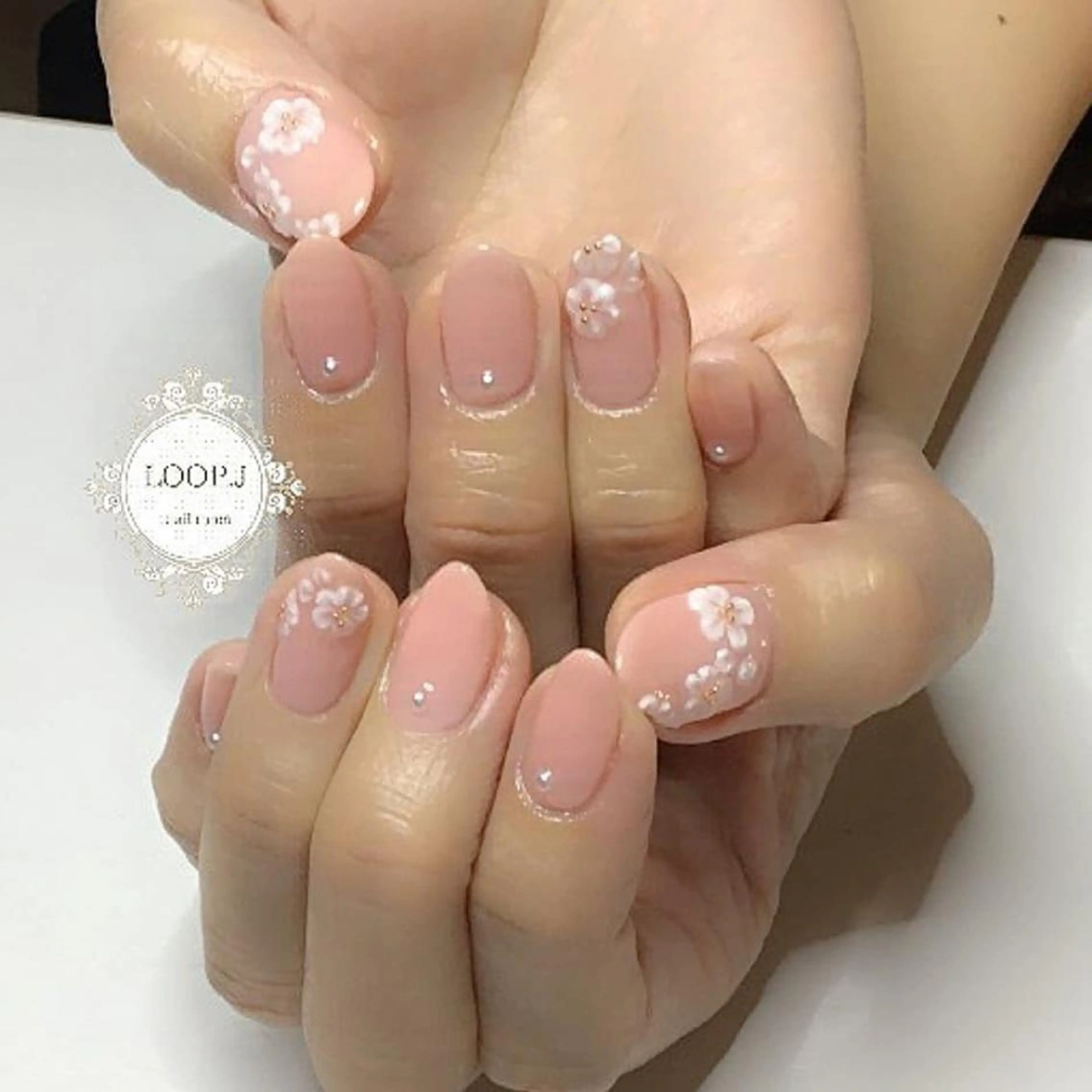 ネイル おおくぼ めぐみのネイルデザイン