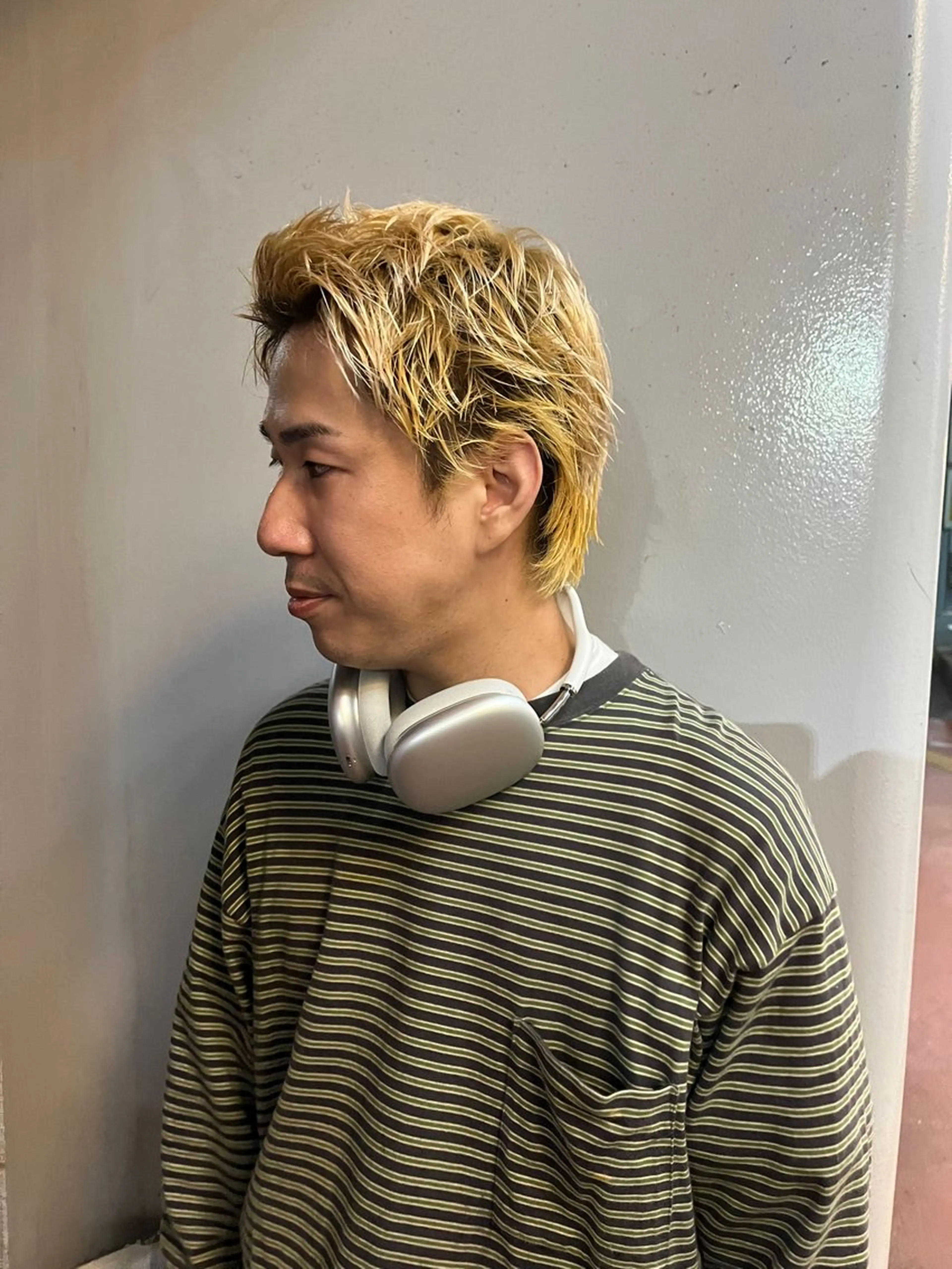 ショート カラー メンズ メンズブリーチ スパイキーショート ブリーチ ショートヘア ヘアカラー L'me TOKYO by youres【エルメトーキョーバイユアーズ】所属・小倉 結衣のヘアスタイル