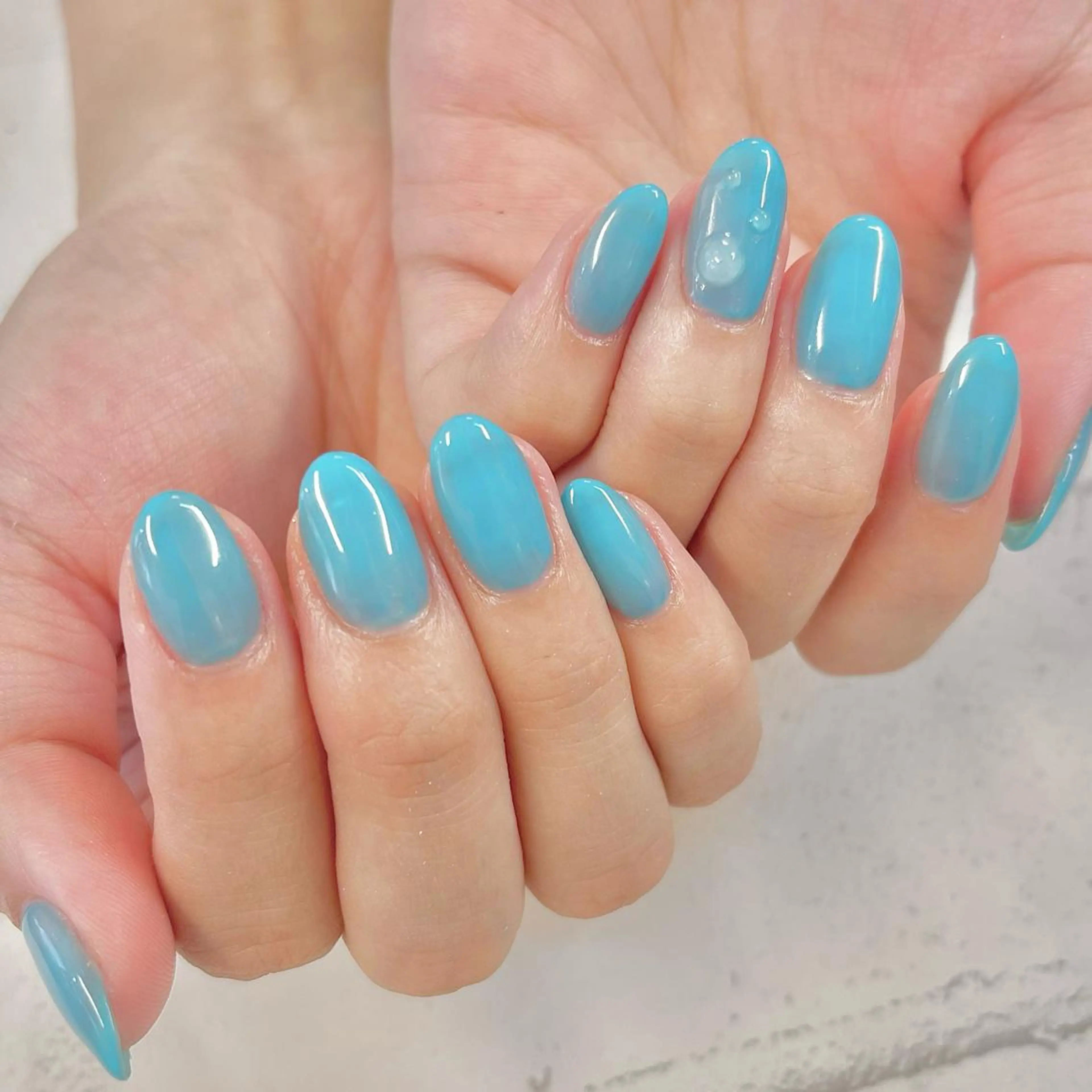 ネイル アートネイル クリアネイル ワンカラーネイル ぷっくりネイル 🤎🧸 Aya 🧸🤎のネイルデザイン