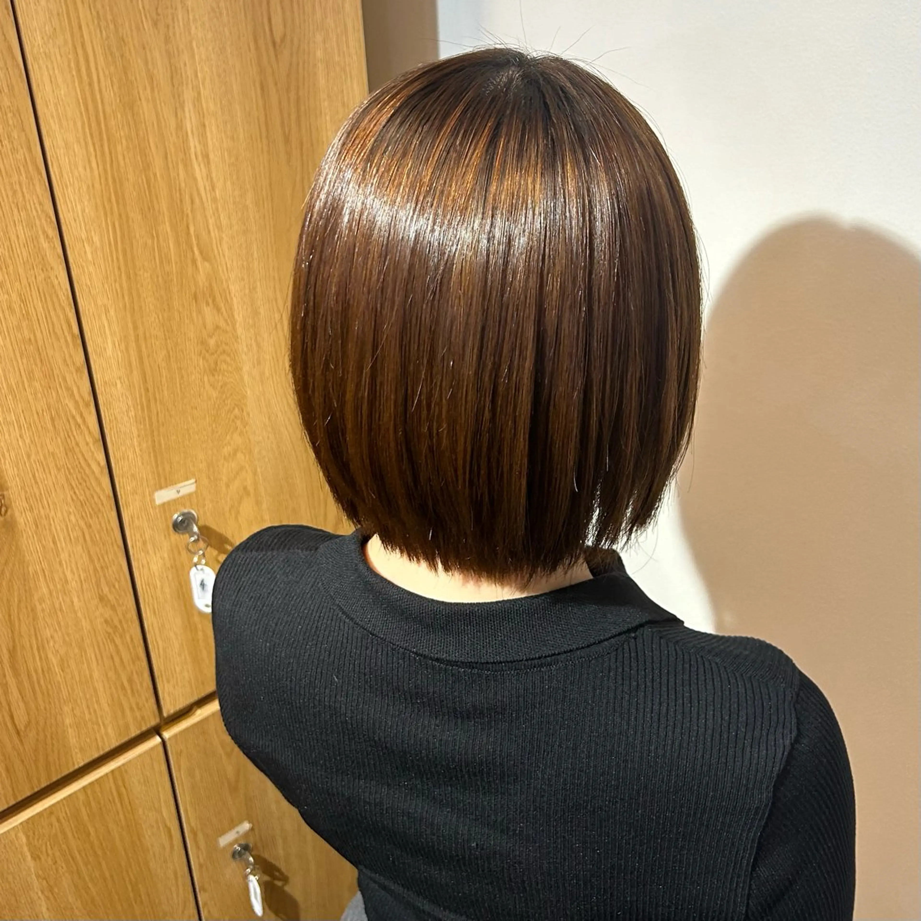 ショート ボブ くびれヘア 顔周りカット 髪質改善 韓国風ヘア ブリーチなしベージュ /ヘアセット/ミユのヘアスタイル