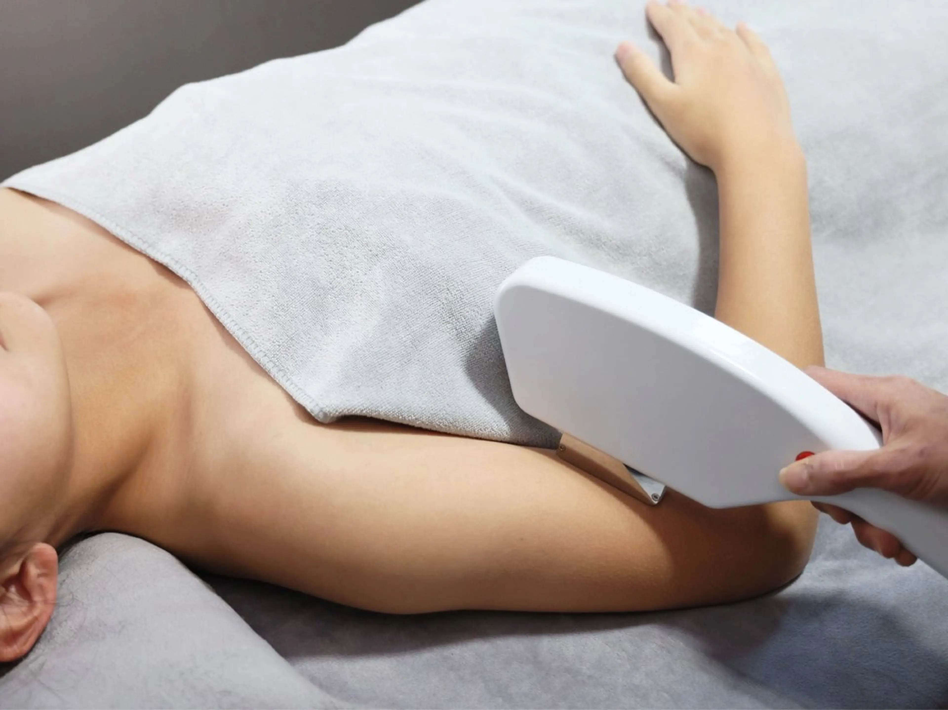 【レディース】全身脱毛(顔,VIOなし)の写真