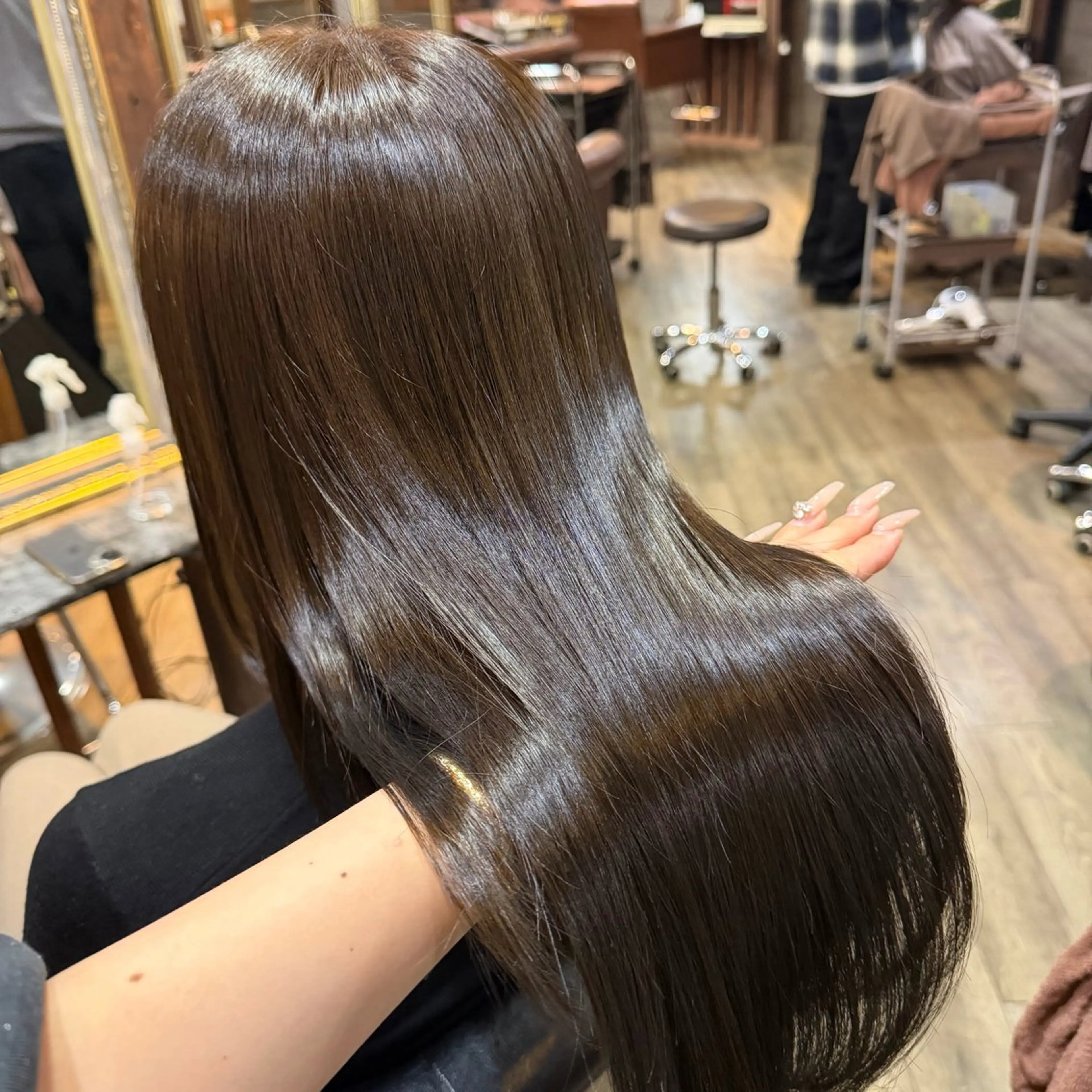 ロング カラー ベージュカラー 透明感カラー オリーブベージュ ヘアカラー MIKA💫 艶髪/透明感カラーのヘアスタイル
