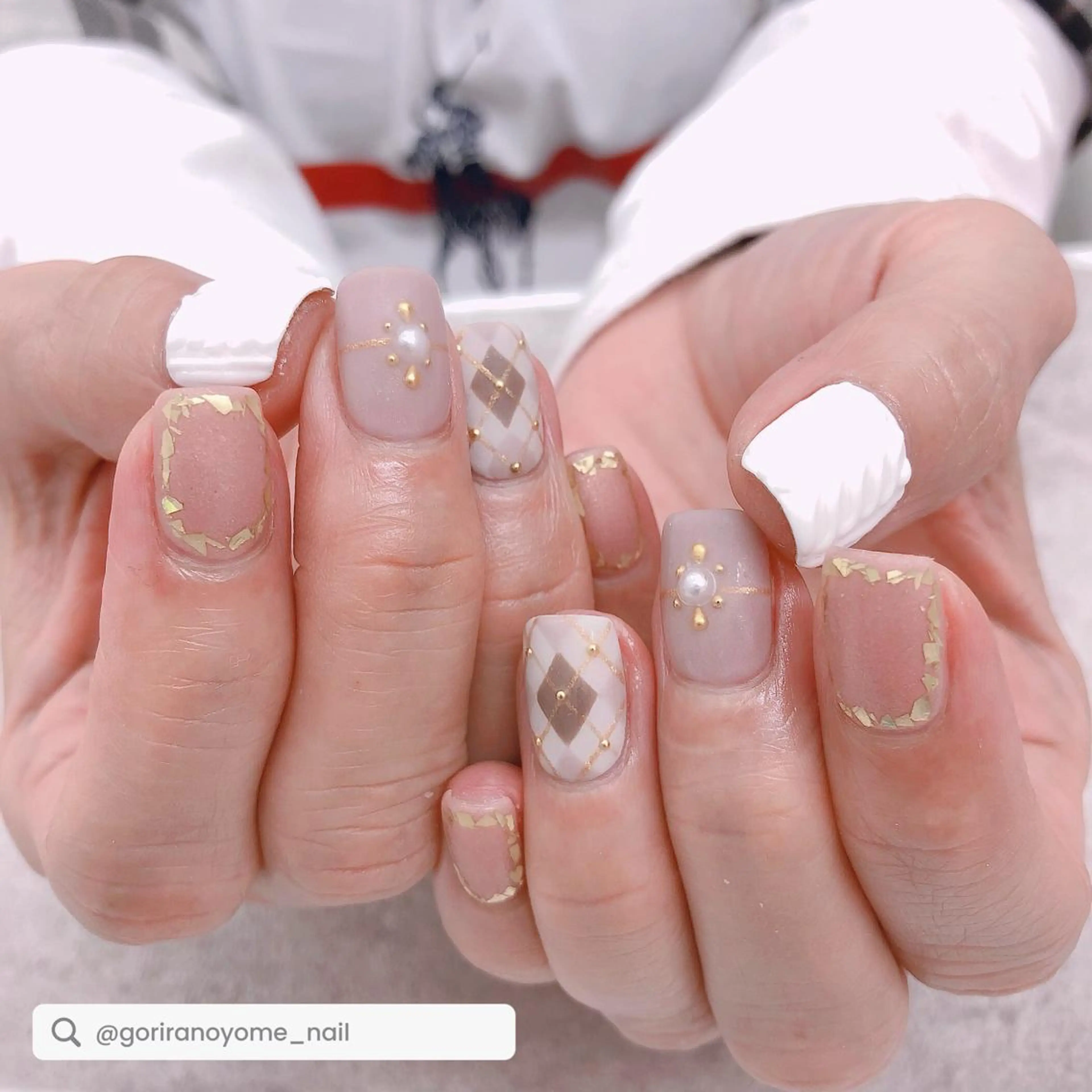 ネイル ハンドネイル フットネイル ナナイチゼロ I.Naoのネイルデザイン