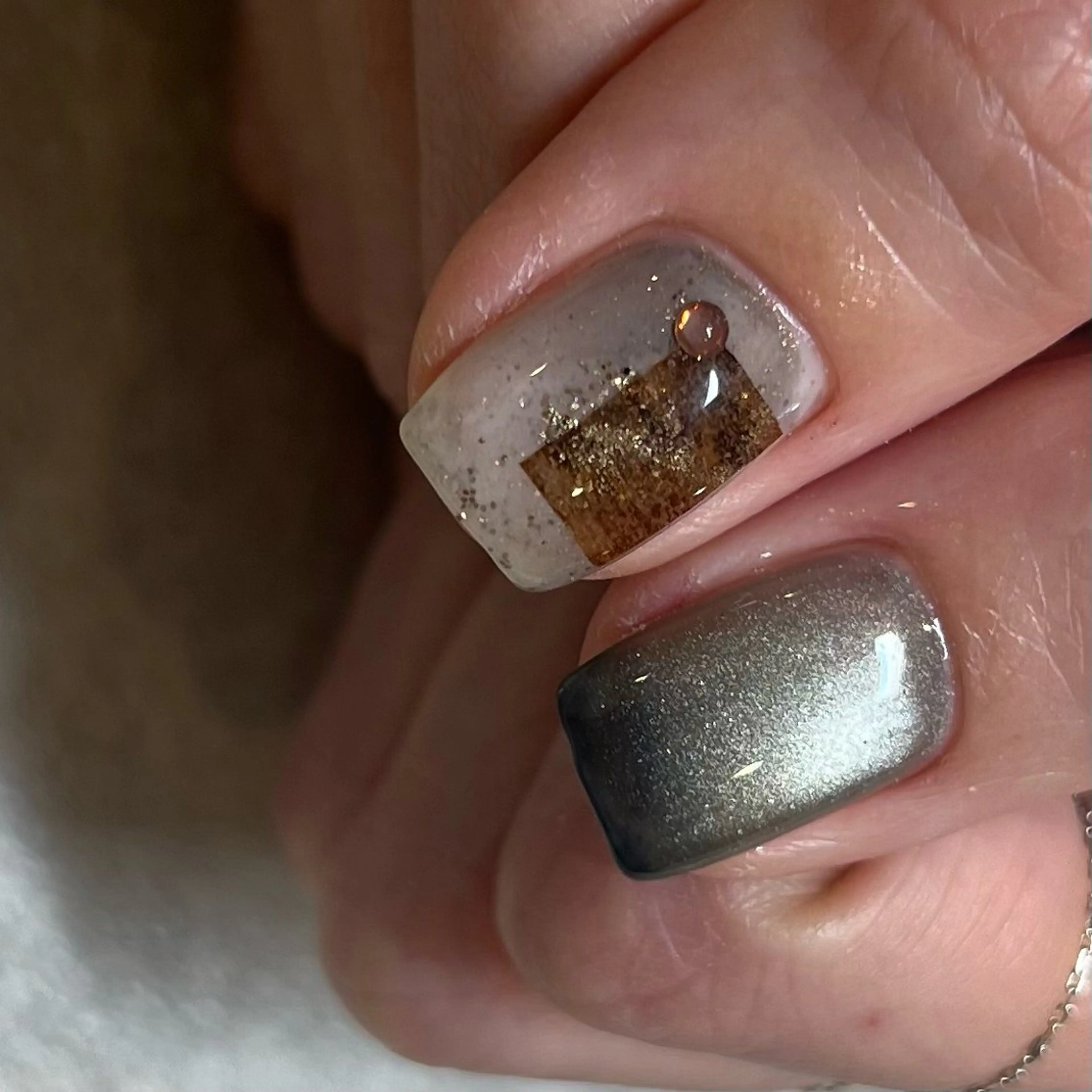 ネイル ハンドネイル フットネイル U'i ｳｲのネイルデザイン