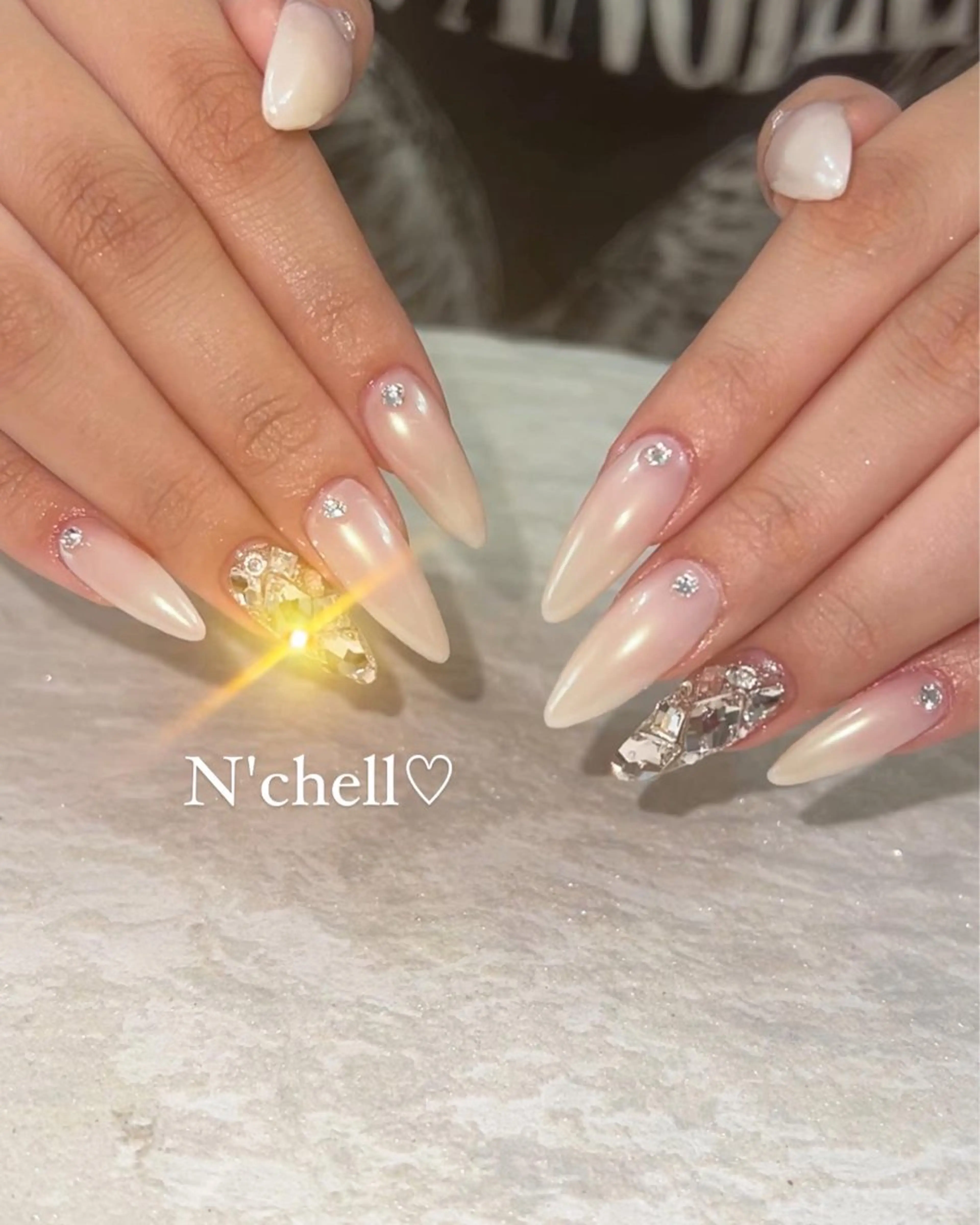 ネイル アートネイル ワンカラーネイル スクエアネイル ストーンネイル ハンドネイル Nailist Minekiのネイルデザイン