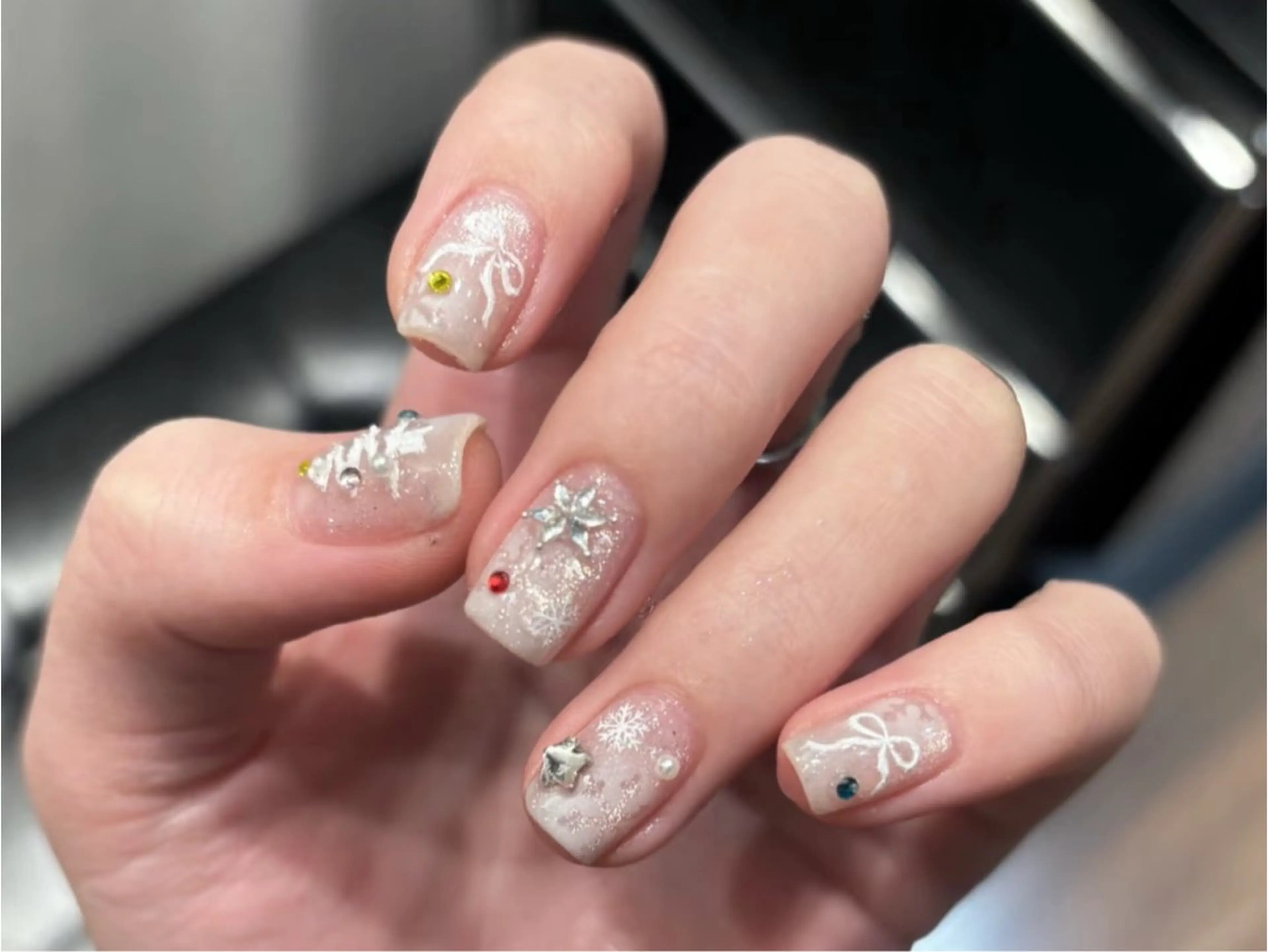 ネイル アートネイル オーロラネイル チークネイル フレンチネイル ガラスフレンチ ハンドネイル 🎀🎀YooLi Nail Salonのネイルデザイン