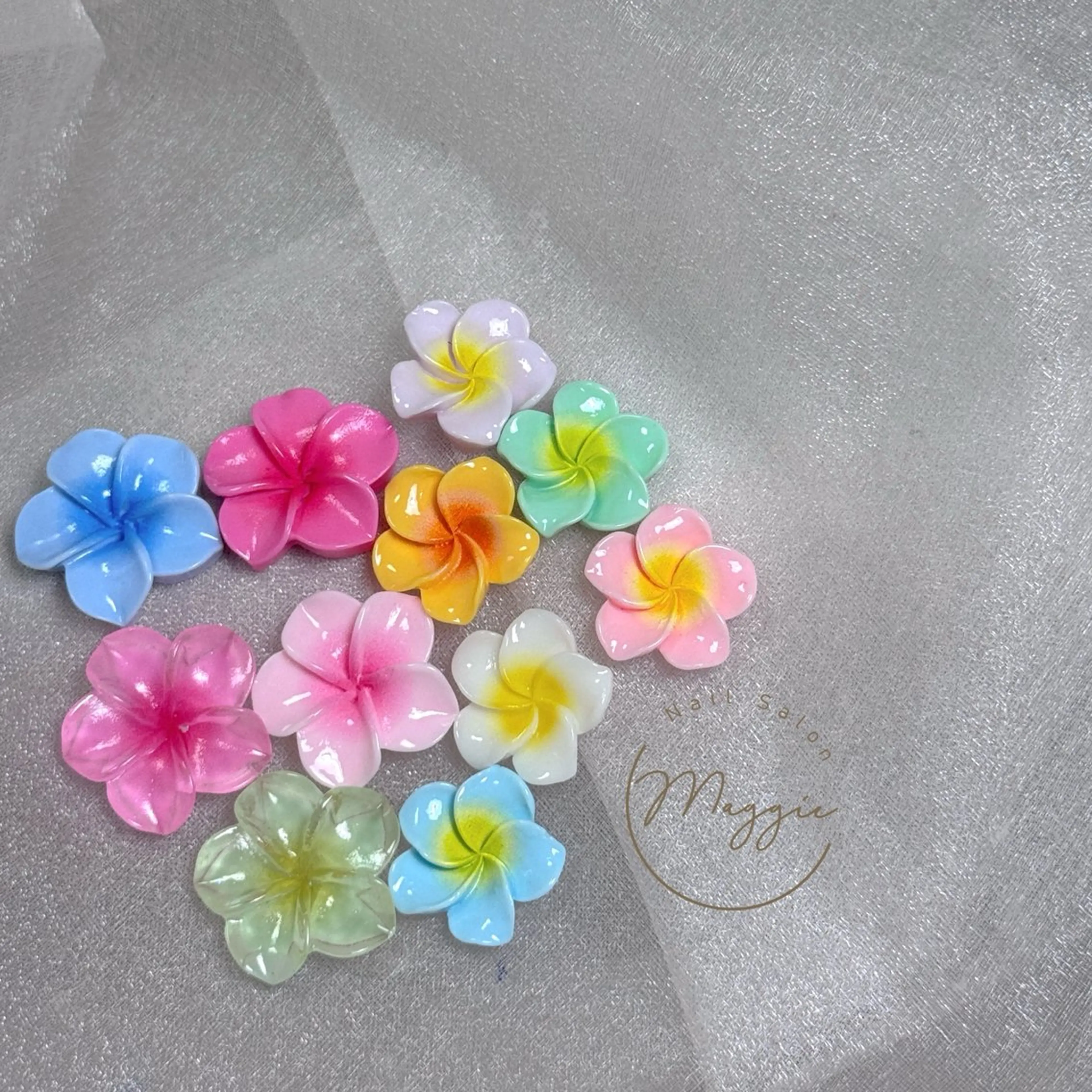 ネイル Maggie Nail🦩のネイルデザイン