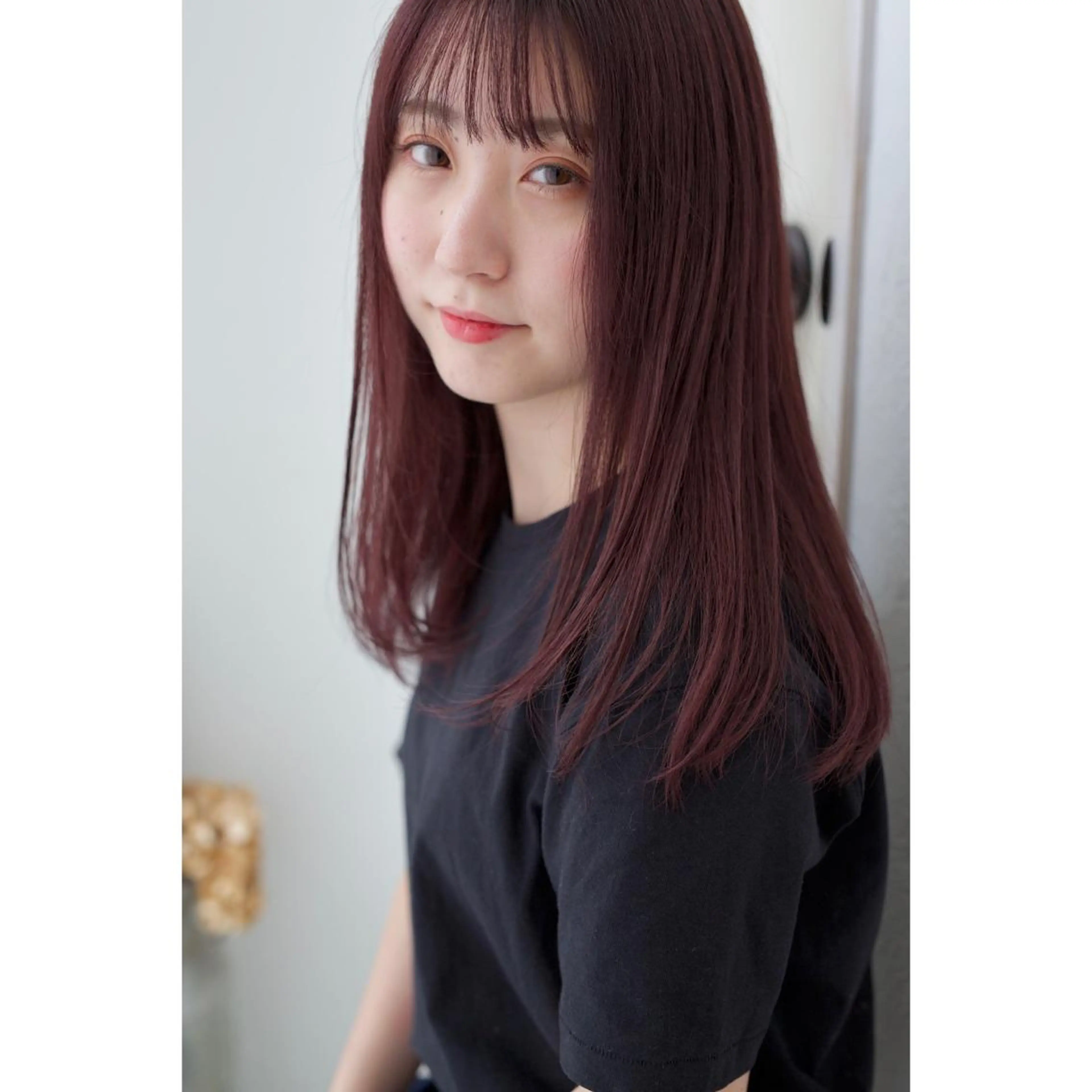 セミロング カラー fio マナミのヘアスタイル