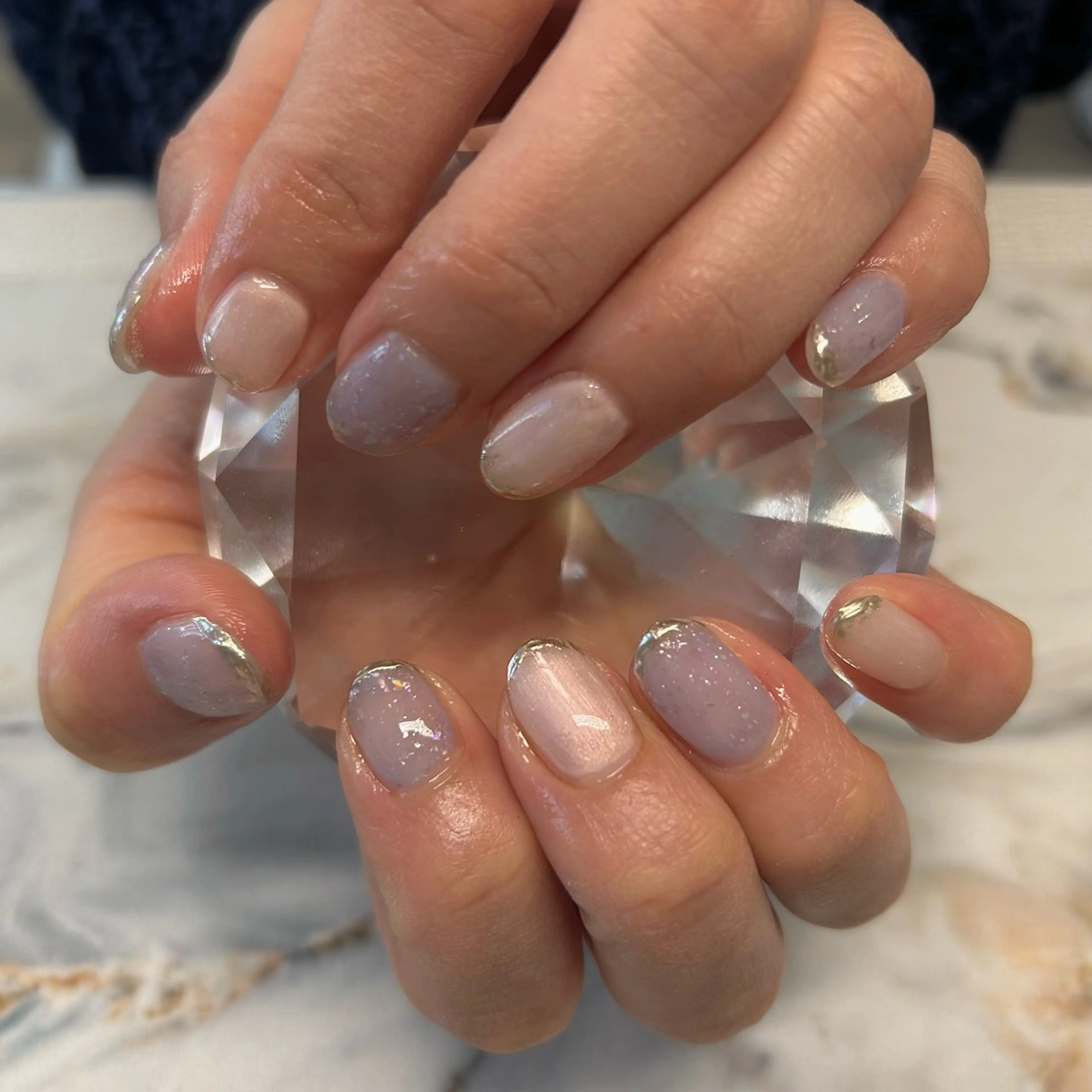 ネイル ゴールド ニュアンスネイル ピンク Nail Stellaのネイルデザイン