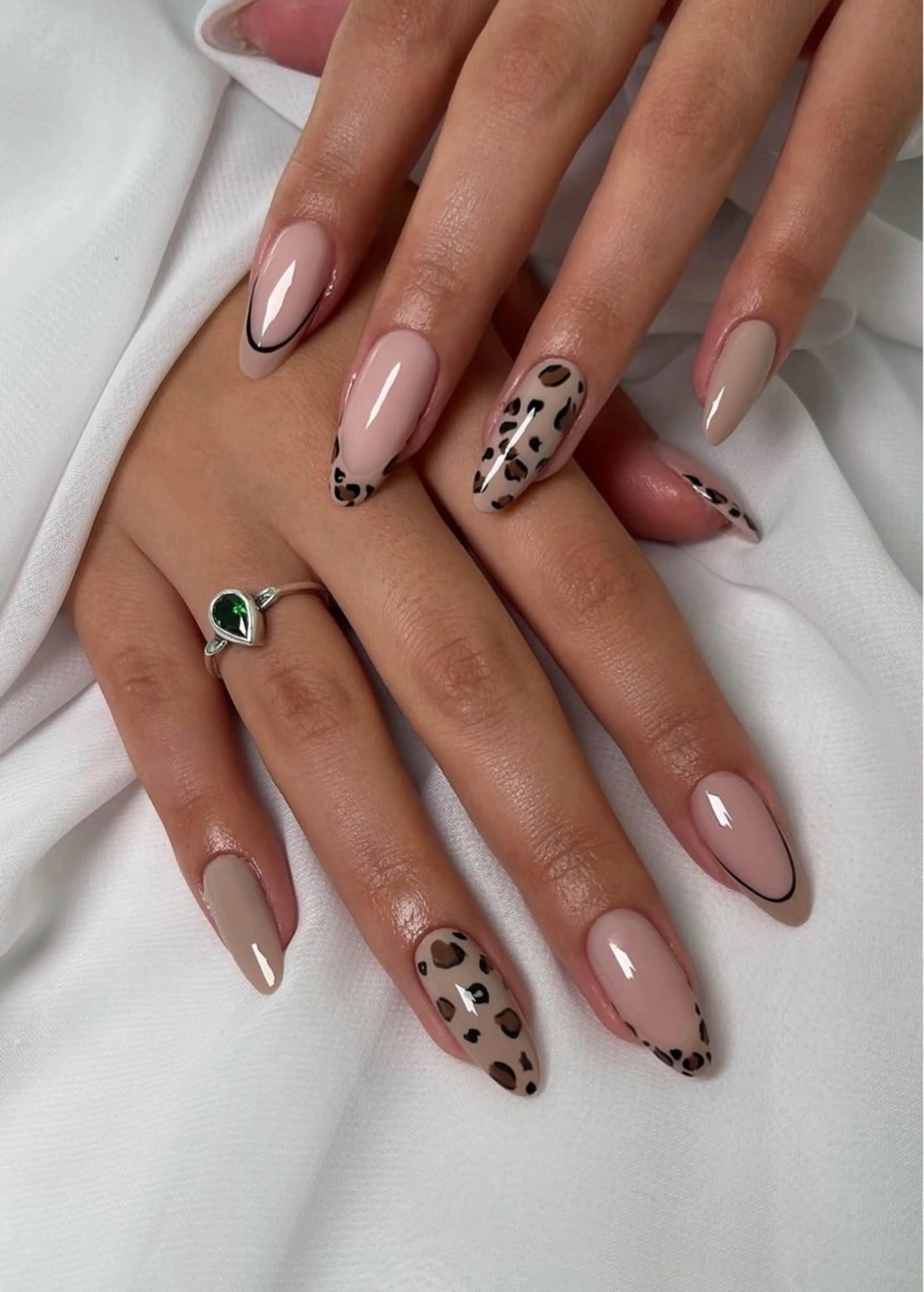 ネイル 韓国ネイル 持ち込み ニュアンスネイル ネイルチップ ハンドネイル TABI ANA.CHUOのネイルデザイン