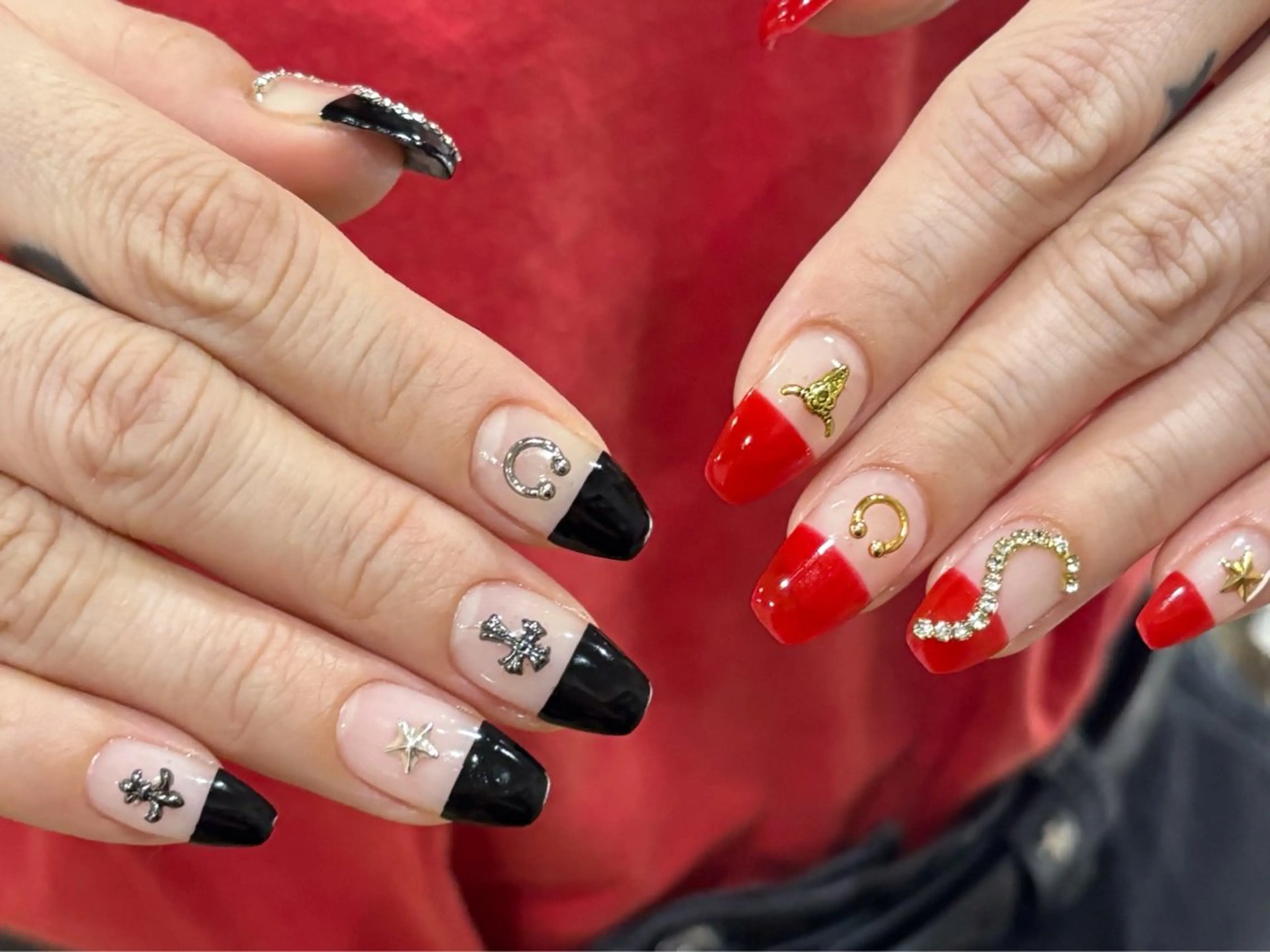 ネイル フレンチネイル ジェルネイル パラジェル スクエアネイル HOHOKO NAIL所属・H HOHOKOのネイルデザイン