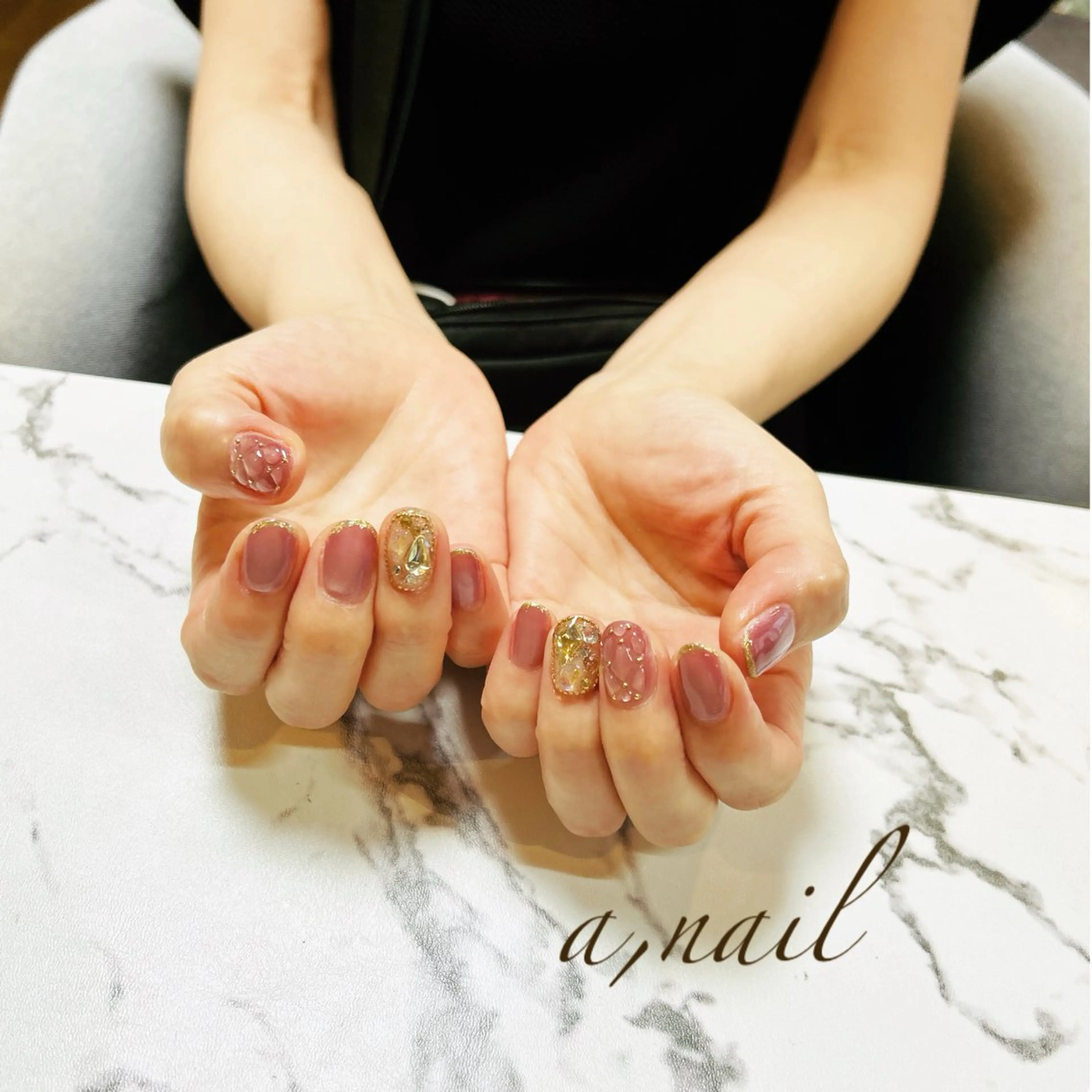 ネイル フレンチネイル ラメ(グリッター) マグネットネイル ストーンネイル ハンドネイル ネイルサロン エーネイルのネイルデザイン