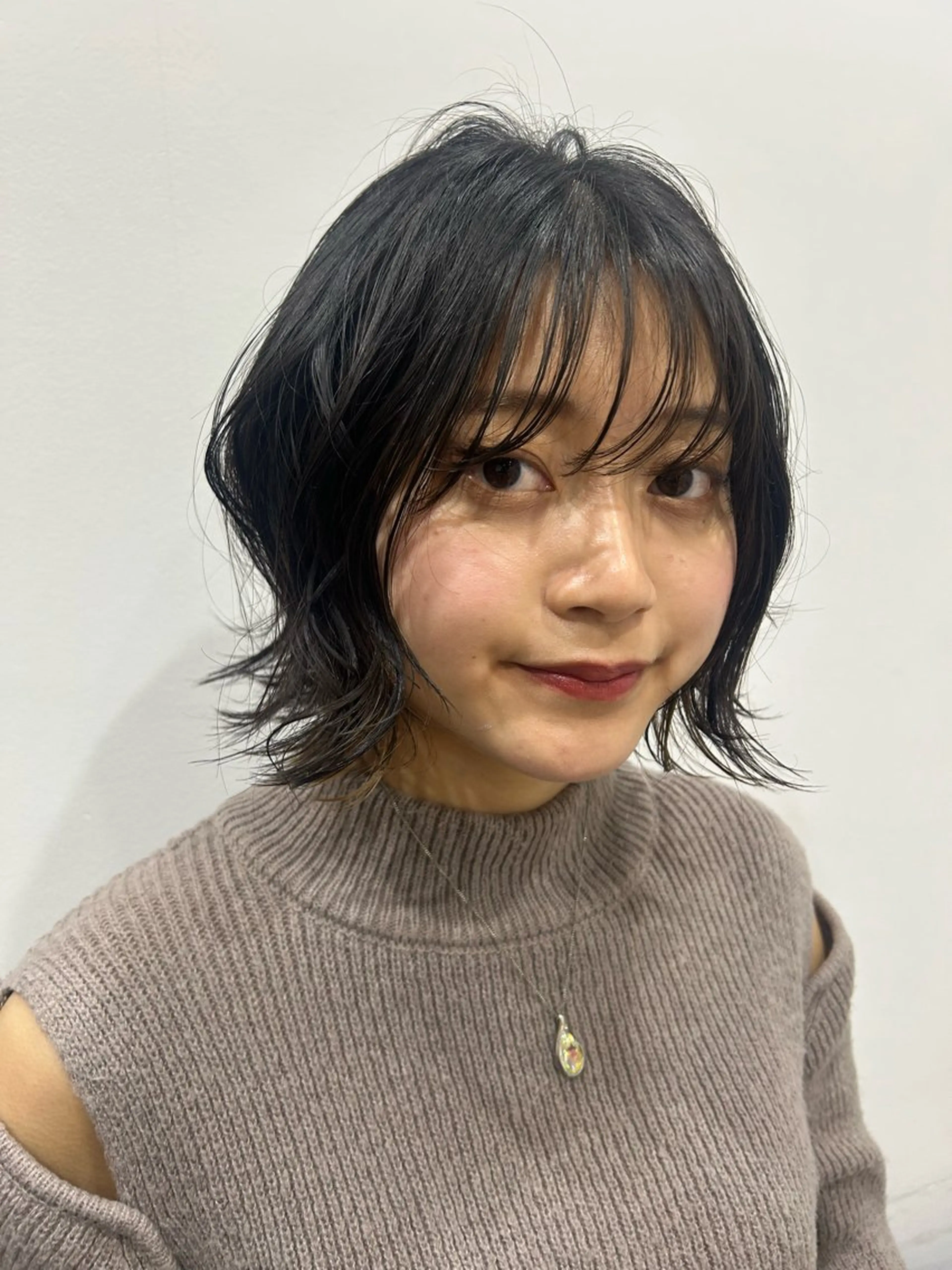 ショート カット ヘアカラー トリートメント 🎀大竹美侑／顔まわ りカット／レイヤーのヘアスタイル