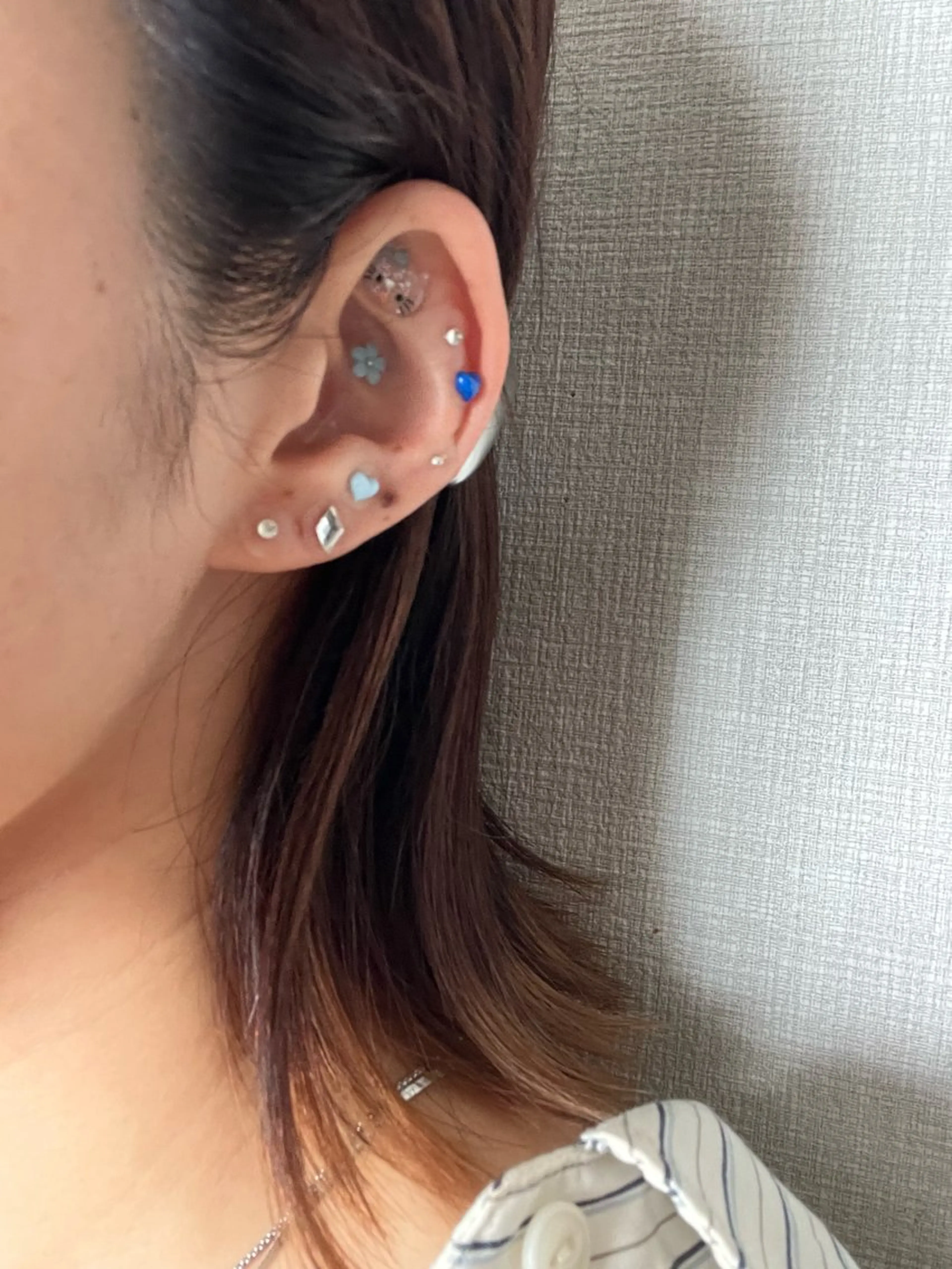 【リフトアップ､首肩凝りに】耳つぼジュエリー💎30分付け放題の写真