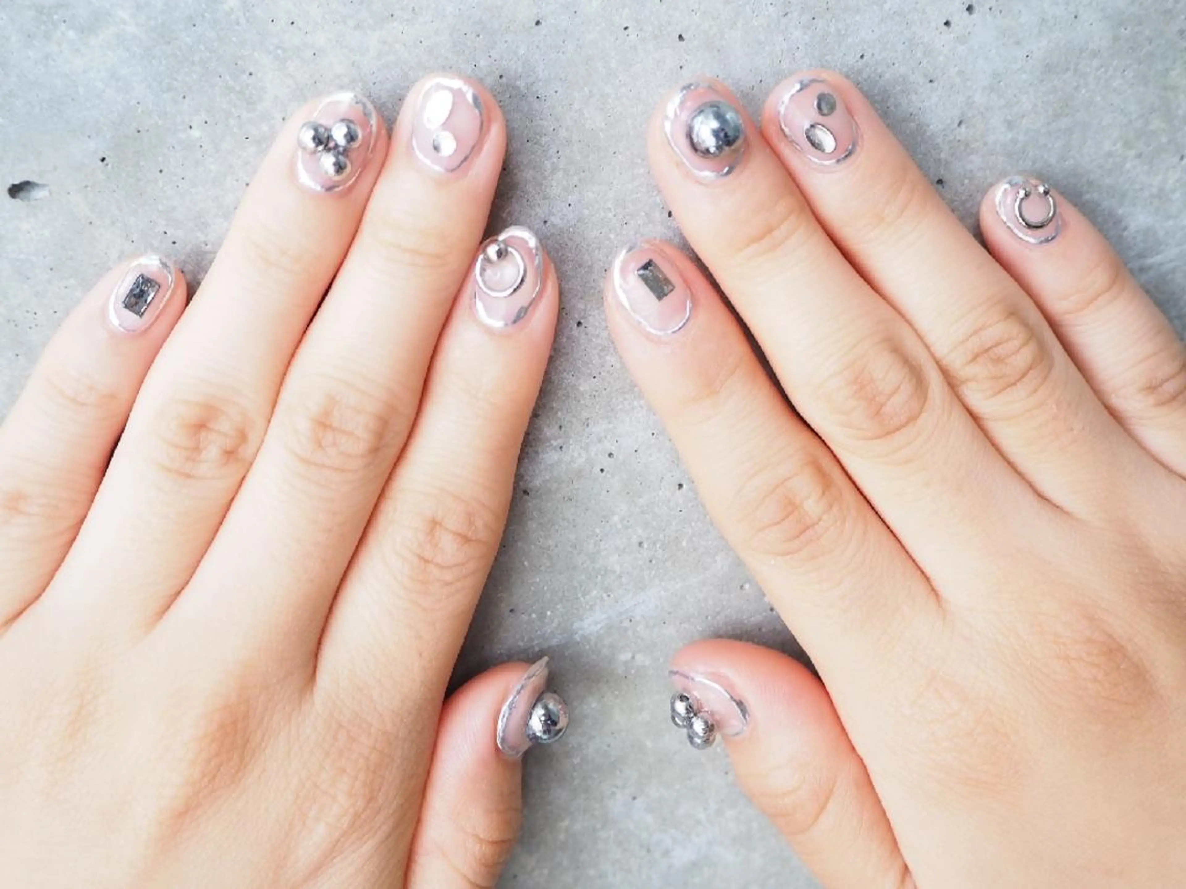 ネイル ハンドネイル ハンドケア ConneQt所属・ETHOSENSE. kimikaのネイルデザイン