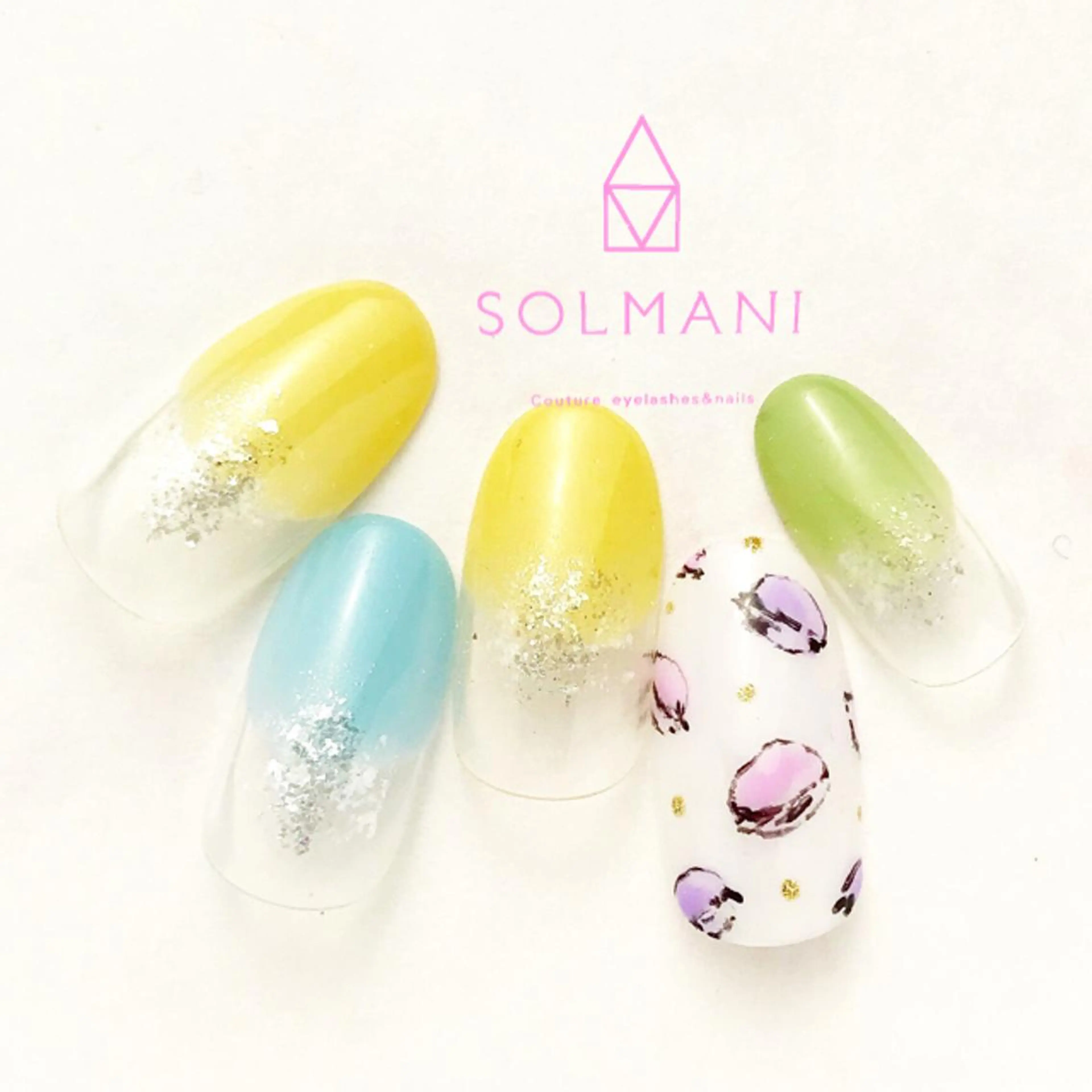 ネイル SOLMANI 予約担当のネイルデザイン