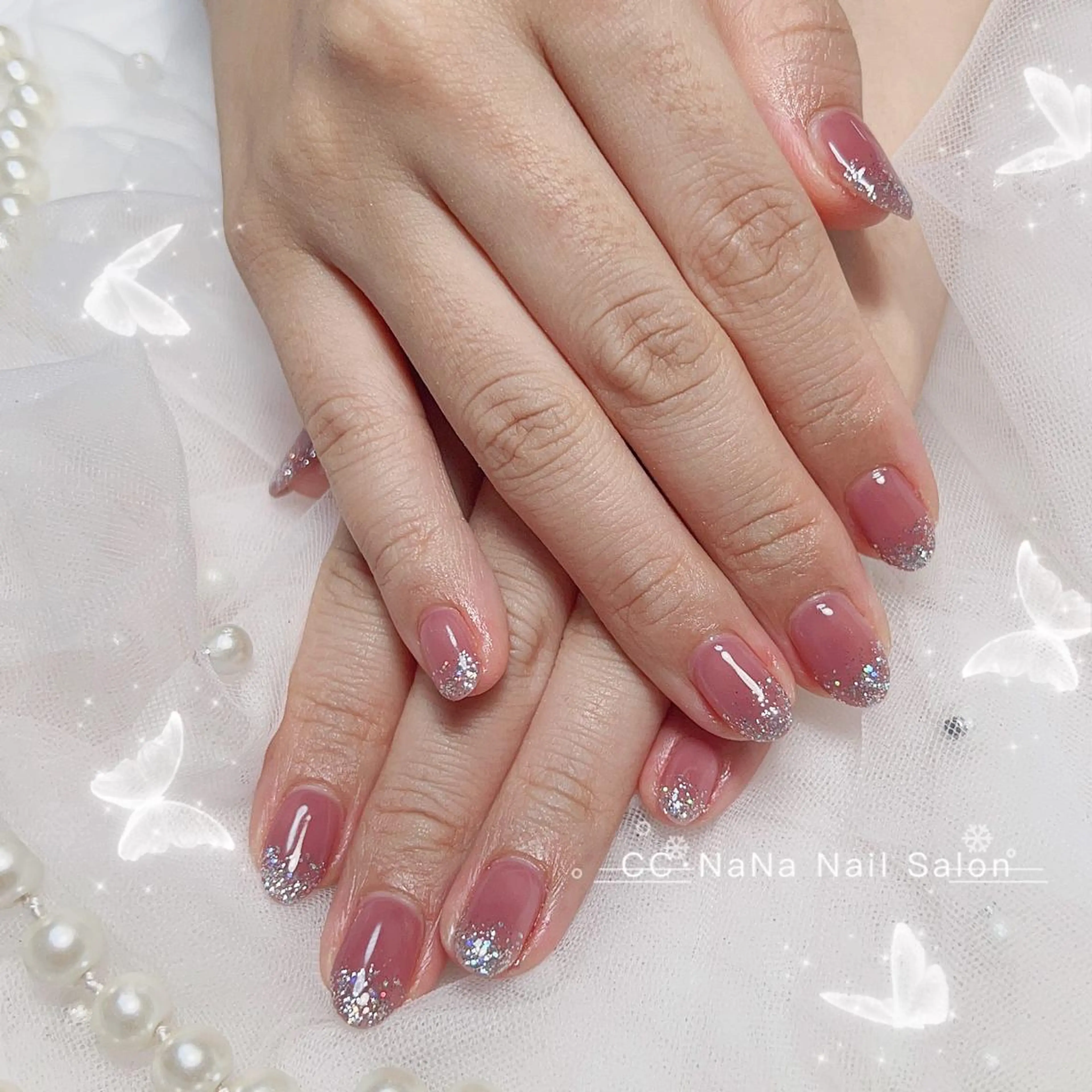 ネイル チークネイル フラッシュネイル ジェルネイル ハート キラキラネイル ハンドネイル 💎CC・NaNa 韓国風ネイル🌙Cのネイルデザイン