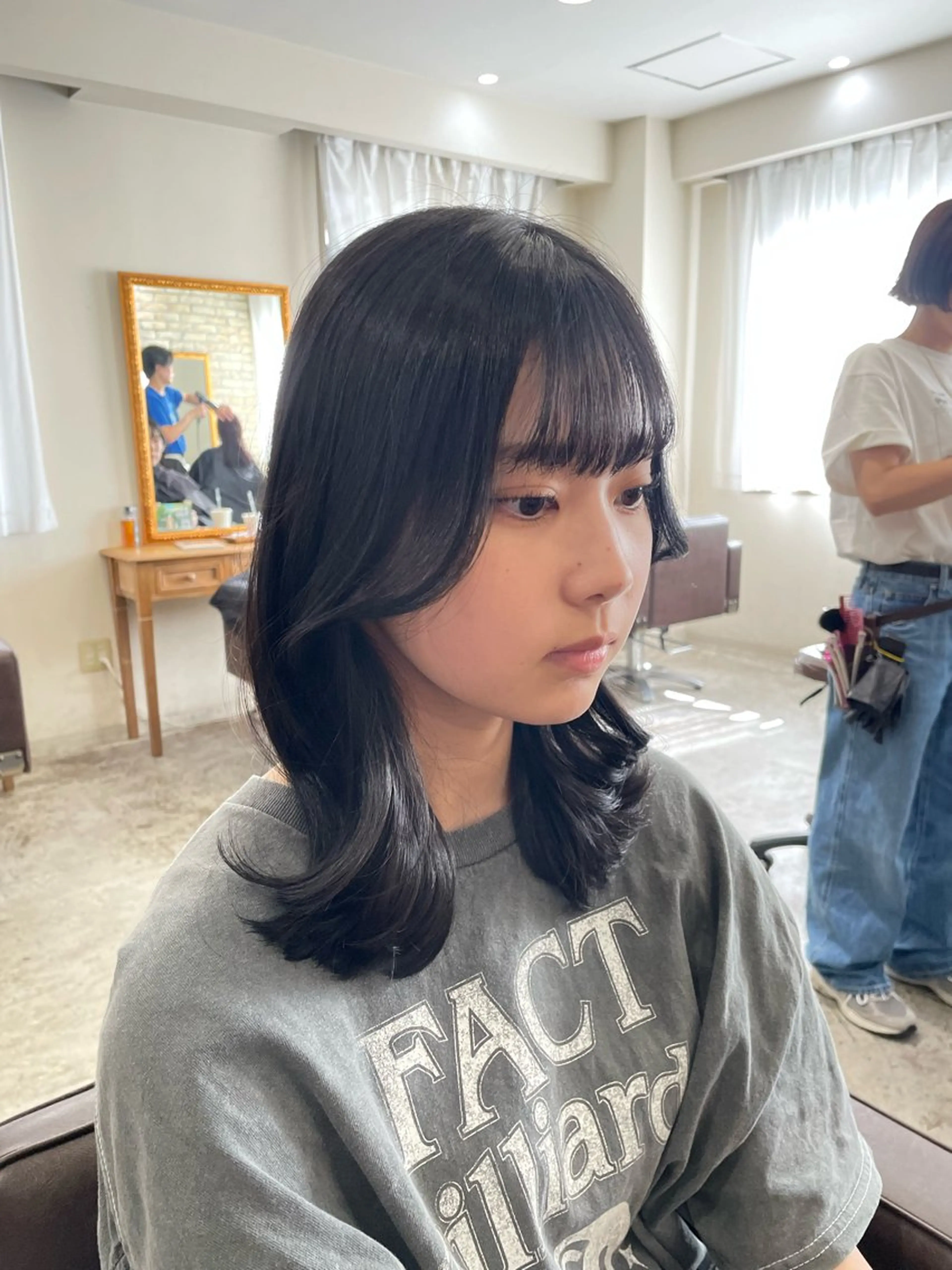 ミディアム カット ヘアカラー トリートメント 髪質改善特化🫧韓国 🇰🇷amiruのヘアスタイル