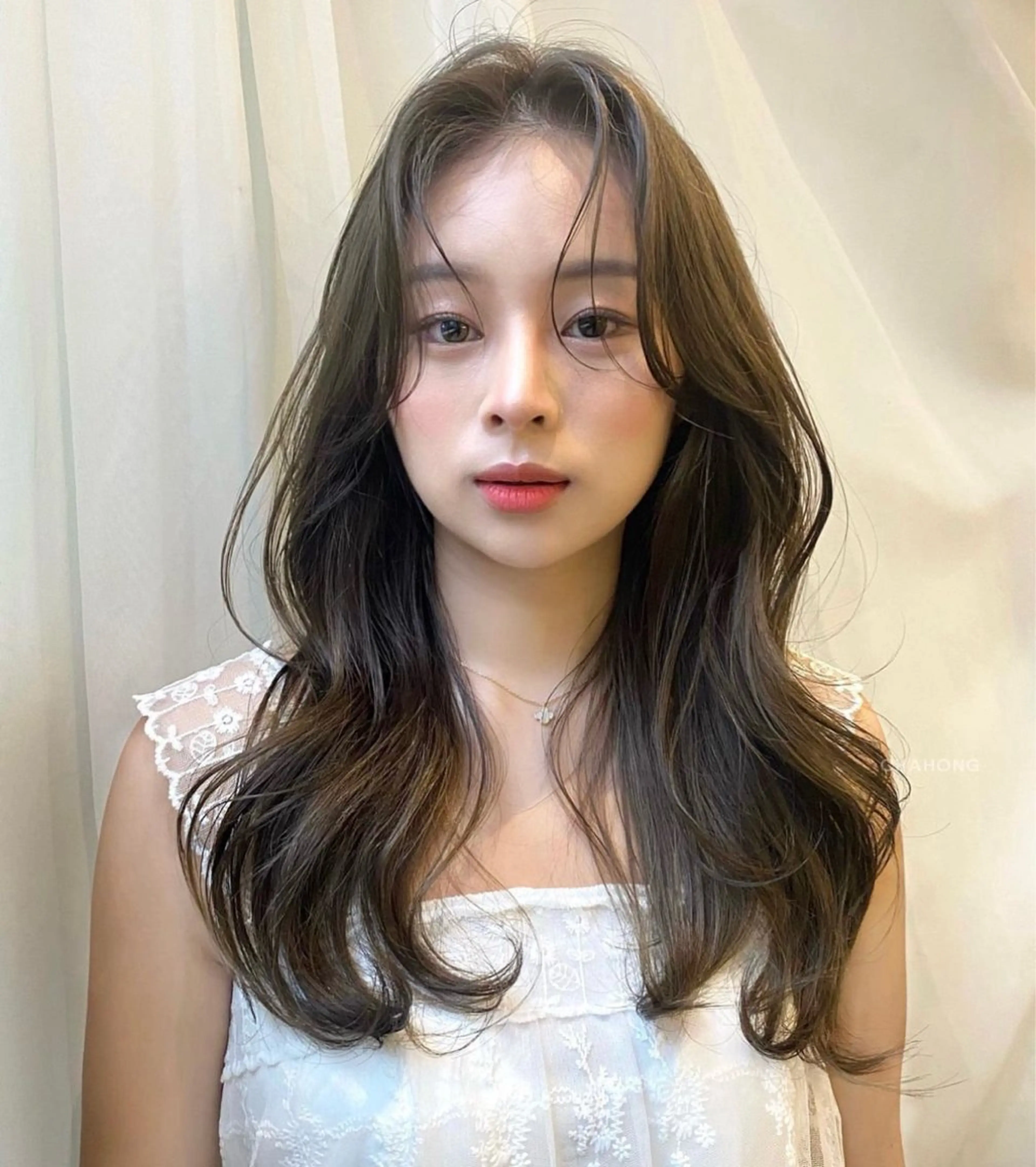 【学割U24】トレンドカット+透明感カラー+インデックスヘアオリジナルトリートメントの写真