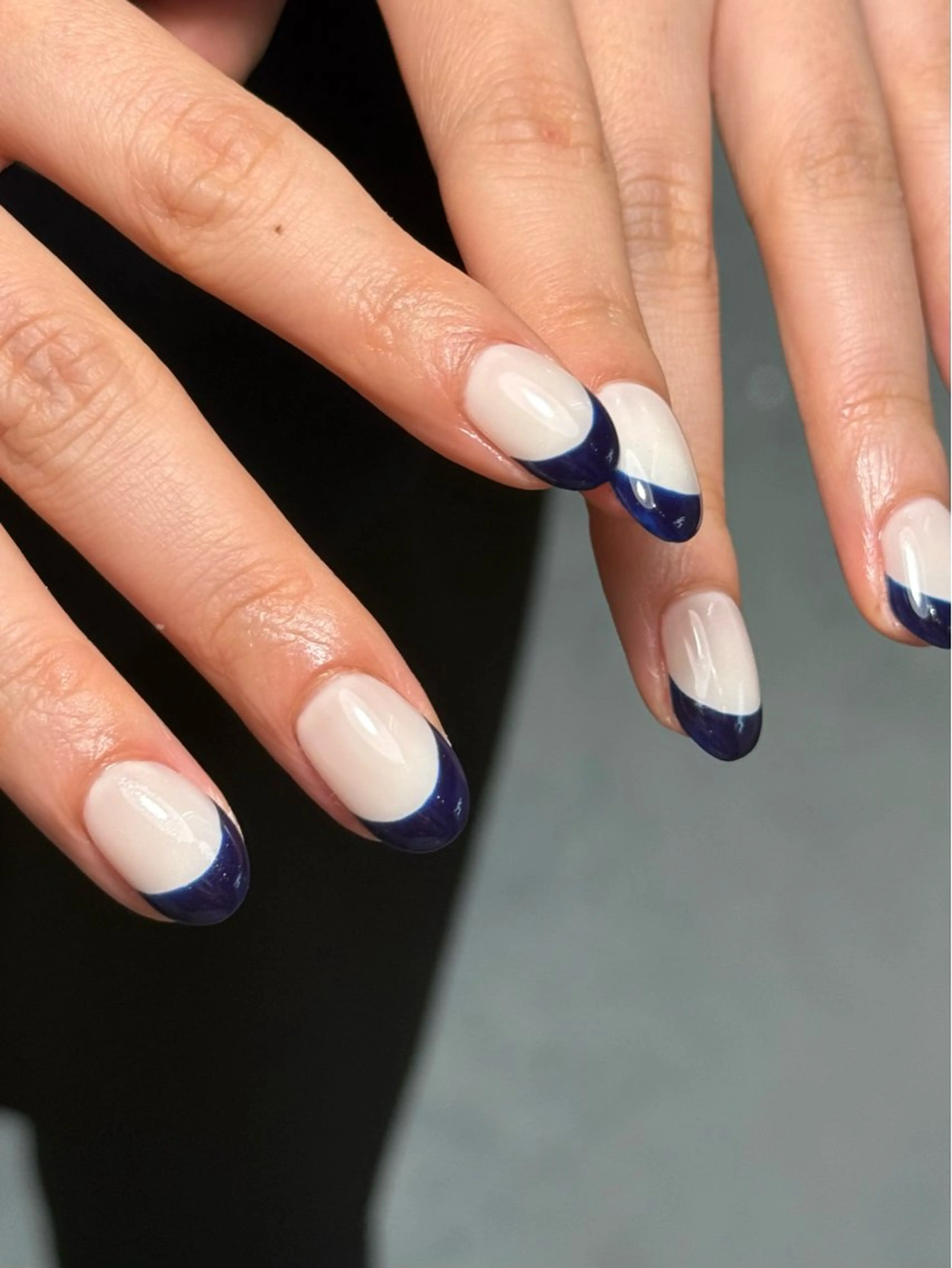 ネイル フレンチネイル ネイビー ハンドネイル MISATO ネイリスト福岡/薬院のネイルデザイン