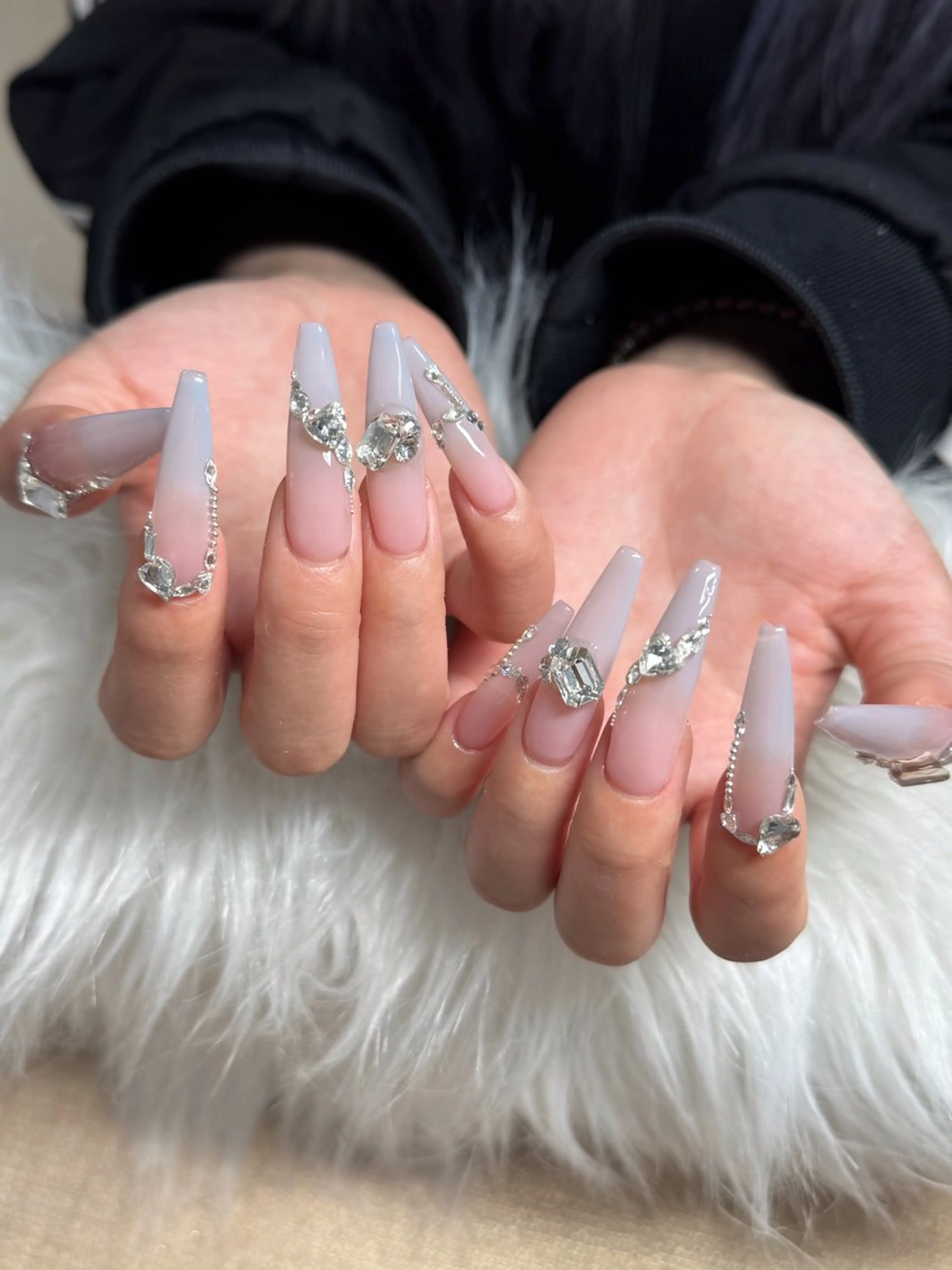 ネイル フレンチネイル ジェルネイル ハロウィン キラキラネイル 韓国ネイル H.baby Nail Salonのネイルデザイン