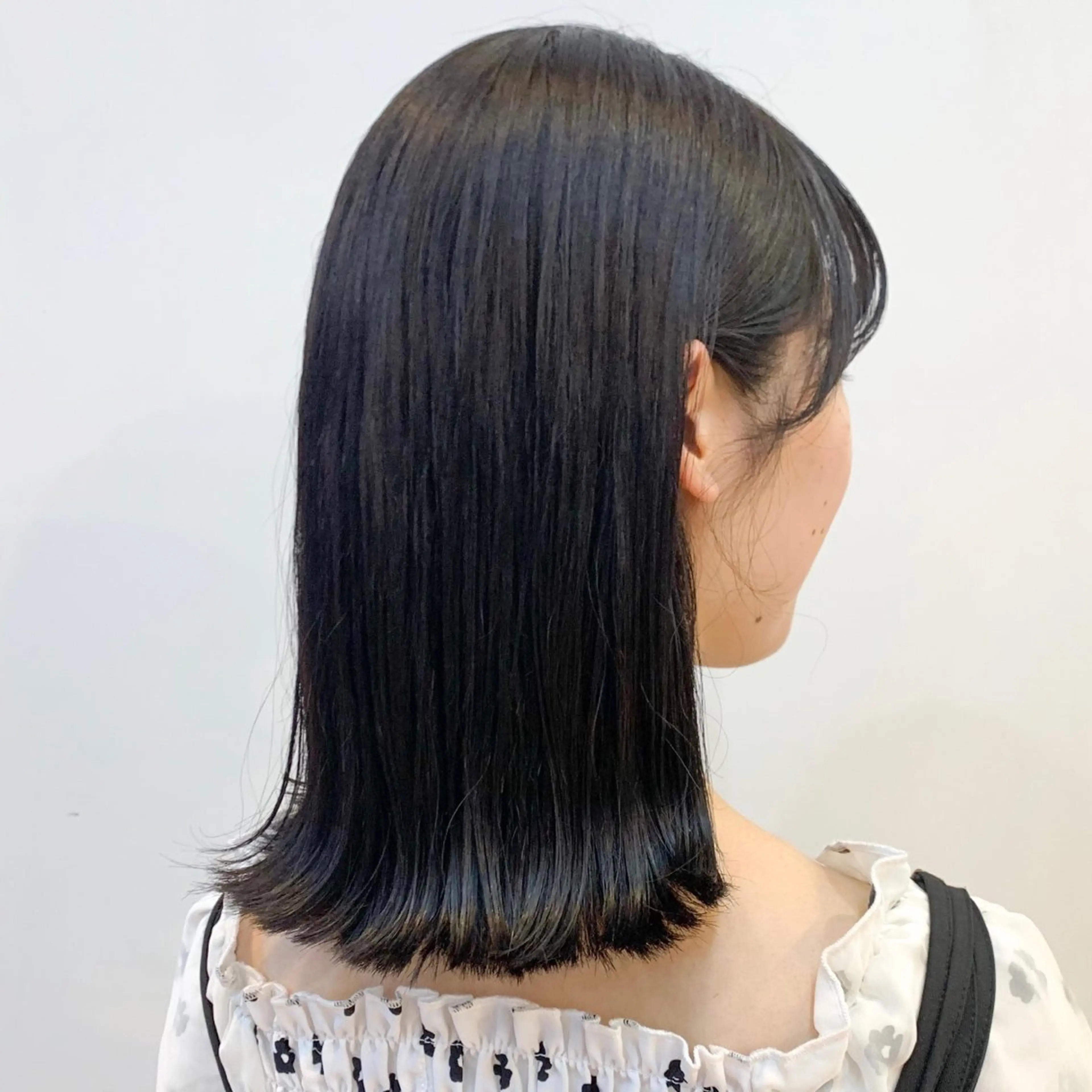 🖤暗髪もおしゃれに🖤　【艶カラー🎨🩶➕ヘアパック🫧】の写真