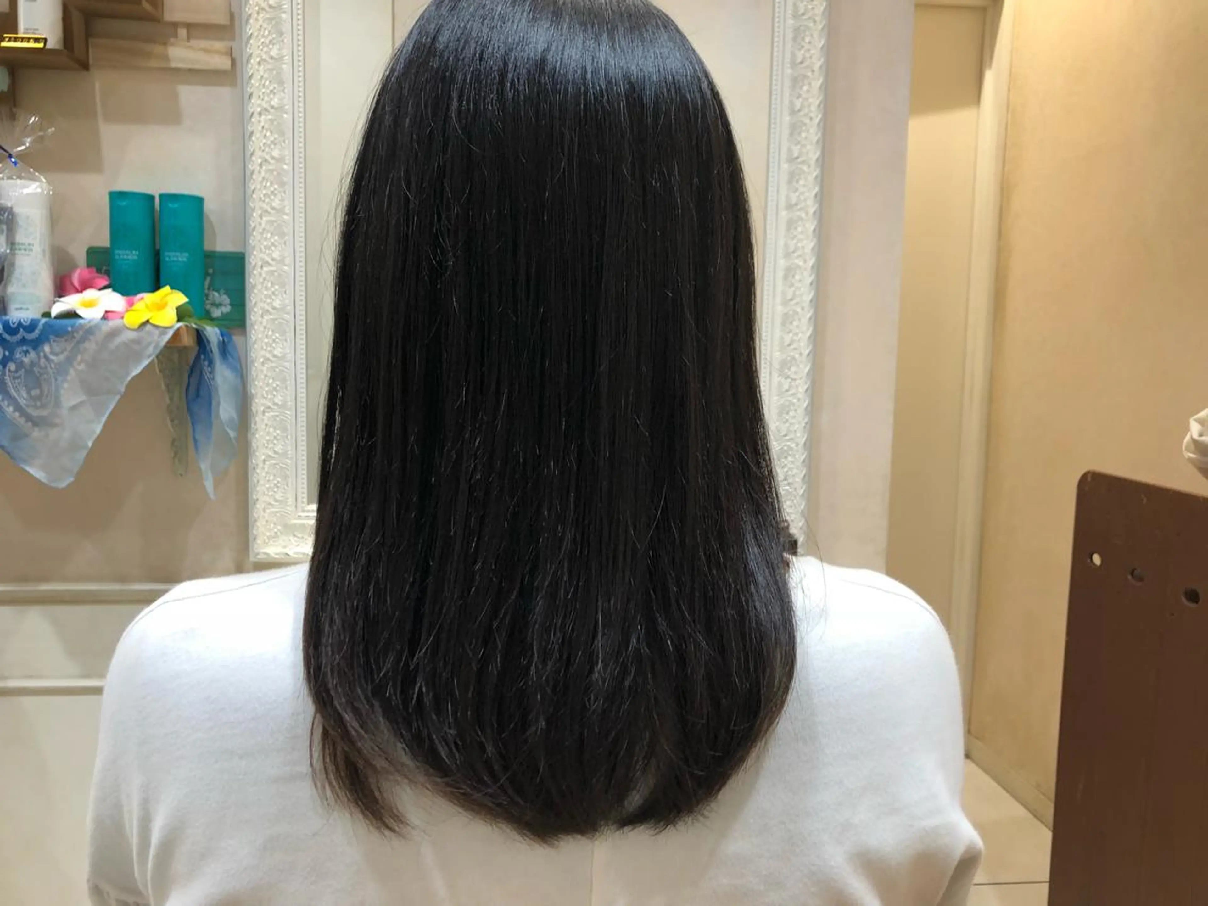 ミディアム カラー アッシュ ツヤ髪カラー💎 佐藤あきのヘアスタイル