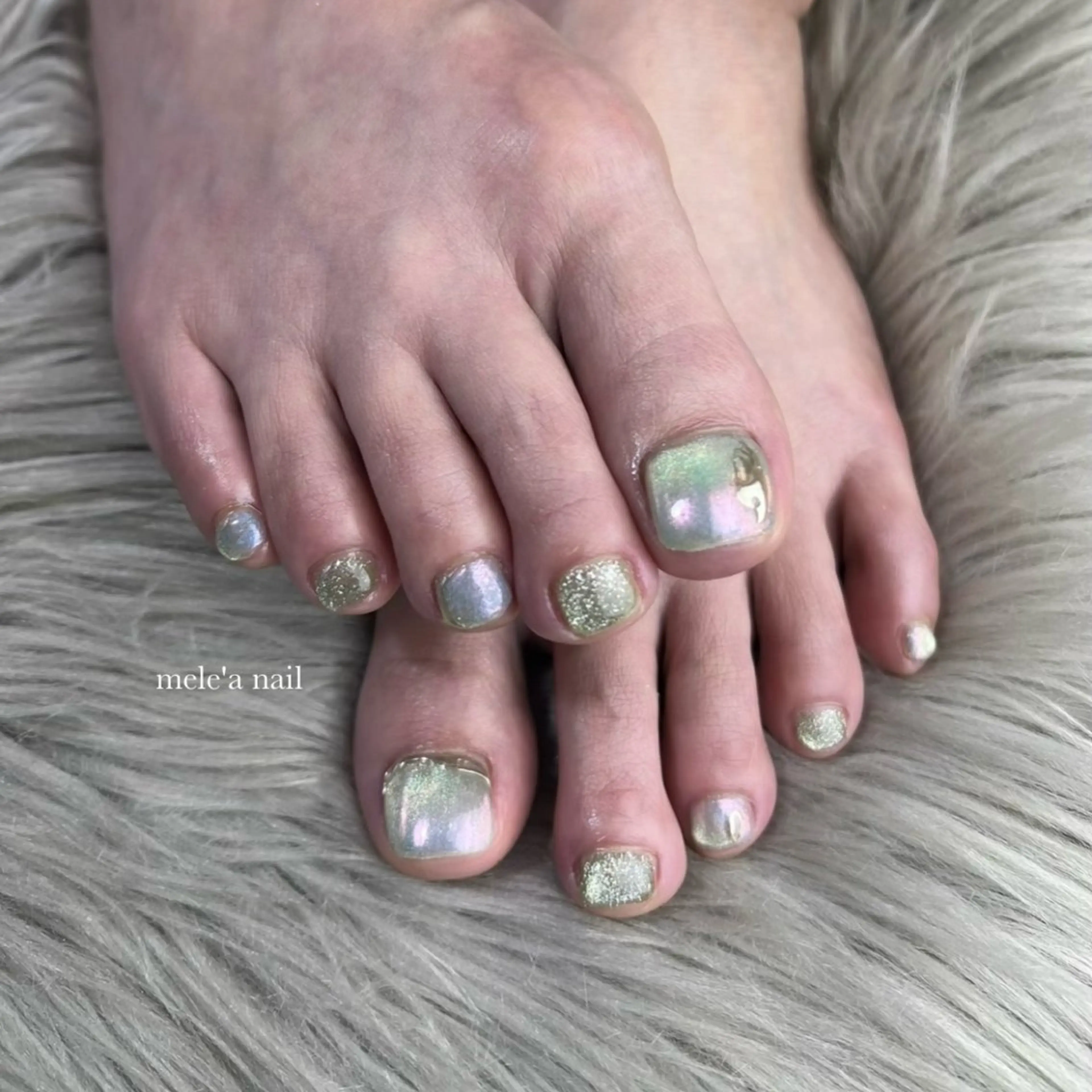 ネイル オーロラネイル フットネイル miho meléanailのネイルデザイン
