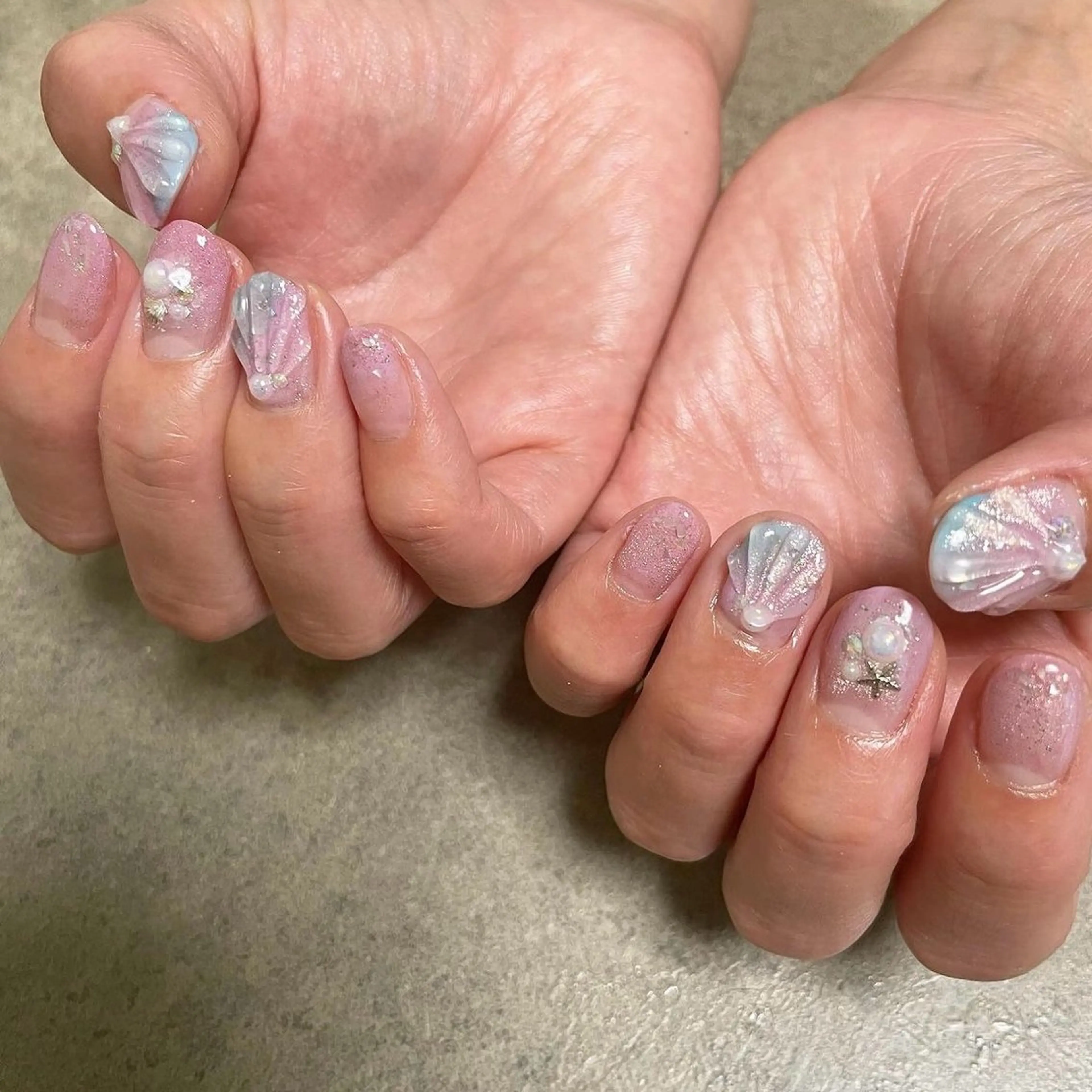 ネイル casita（カシータ）所属・thrush nailsのネイルデザイン