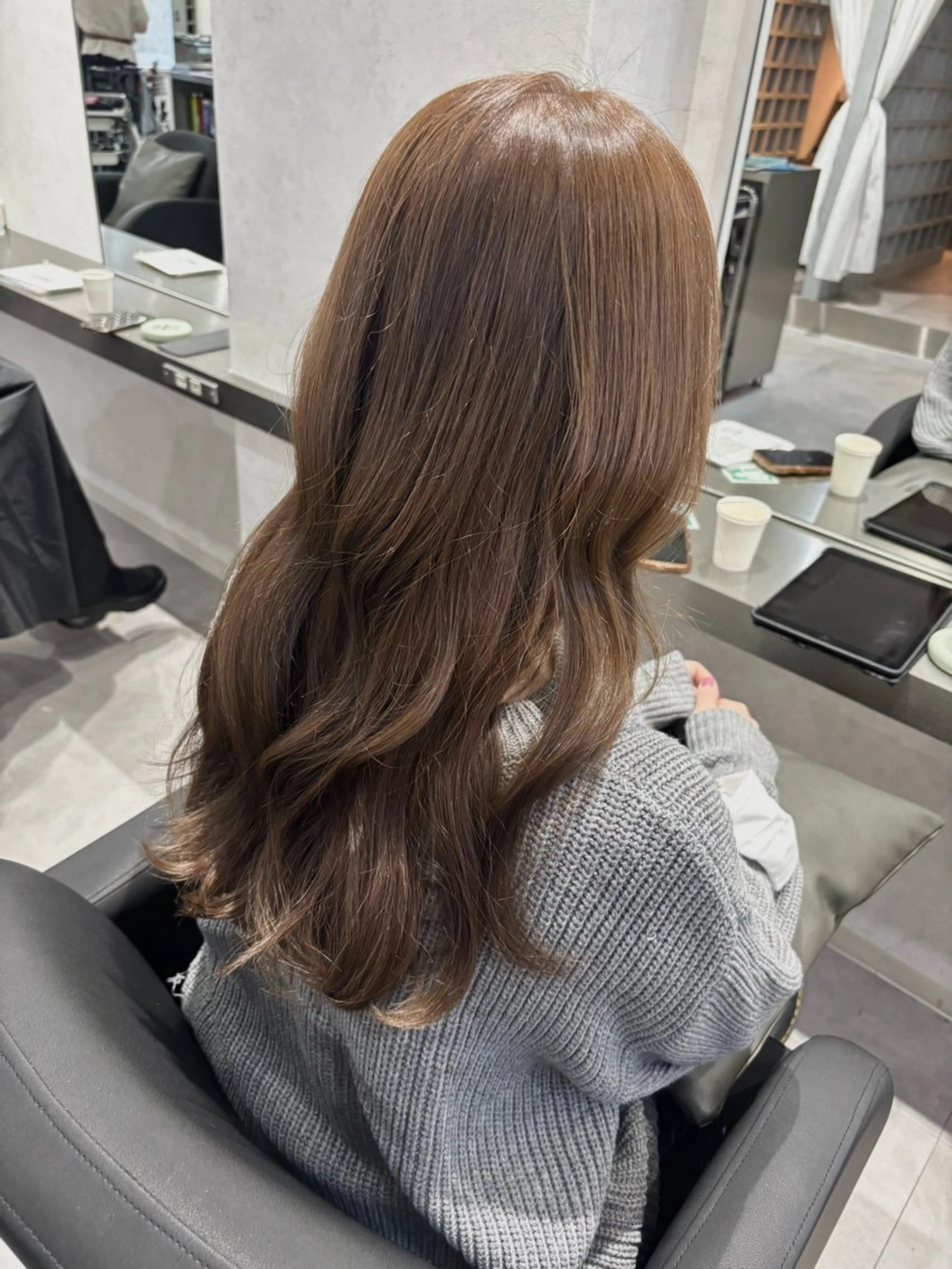 ロング カラー ベージュカラー ショコラベージュ ピンクカラー 透明感/暖色カラー くるみのヘアスタイル