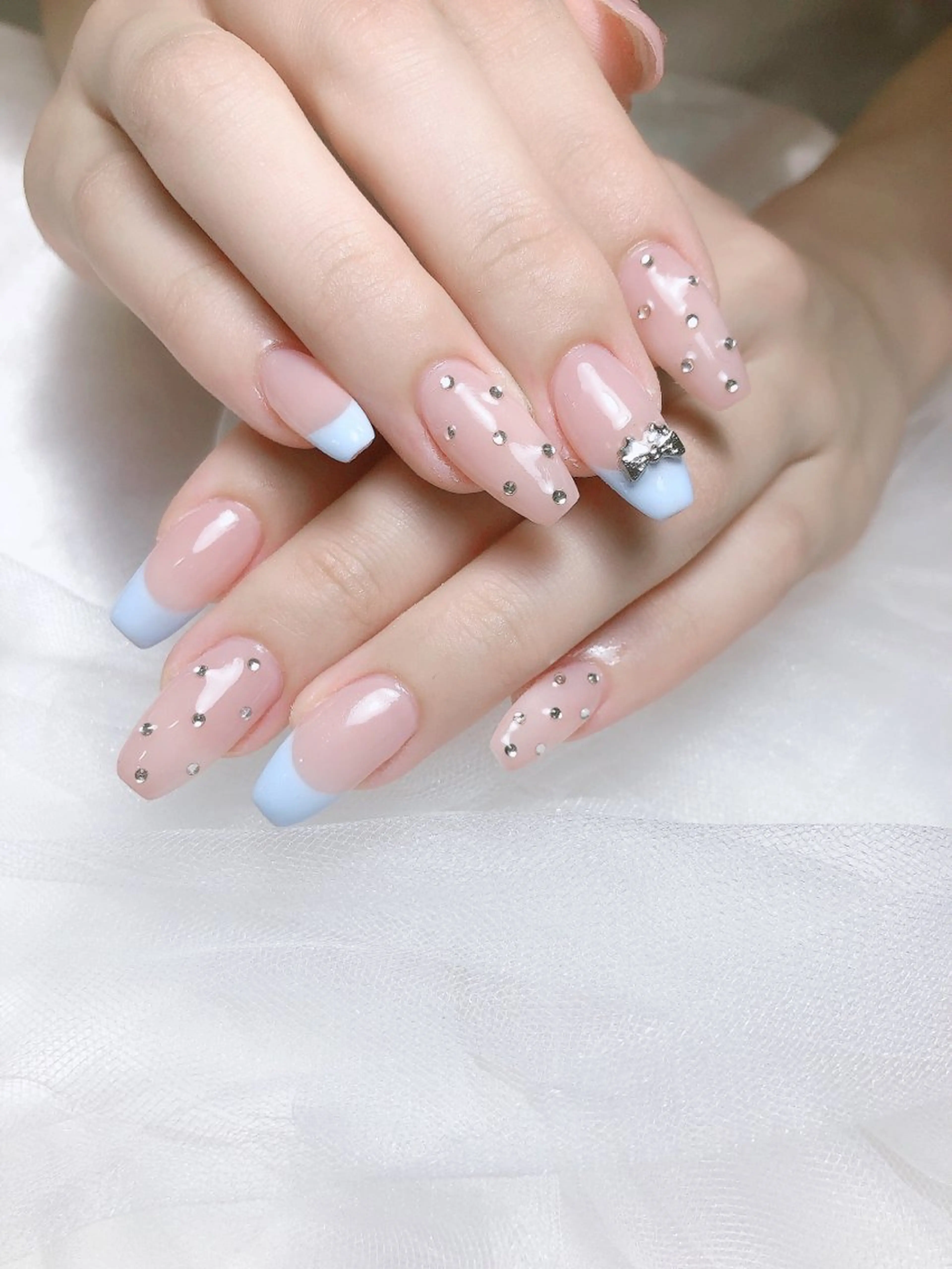 ネイル ハンドネイル LR.ONE ヨウのネイルデザイン