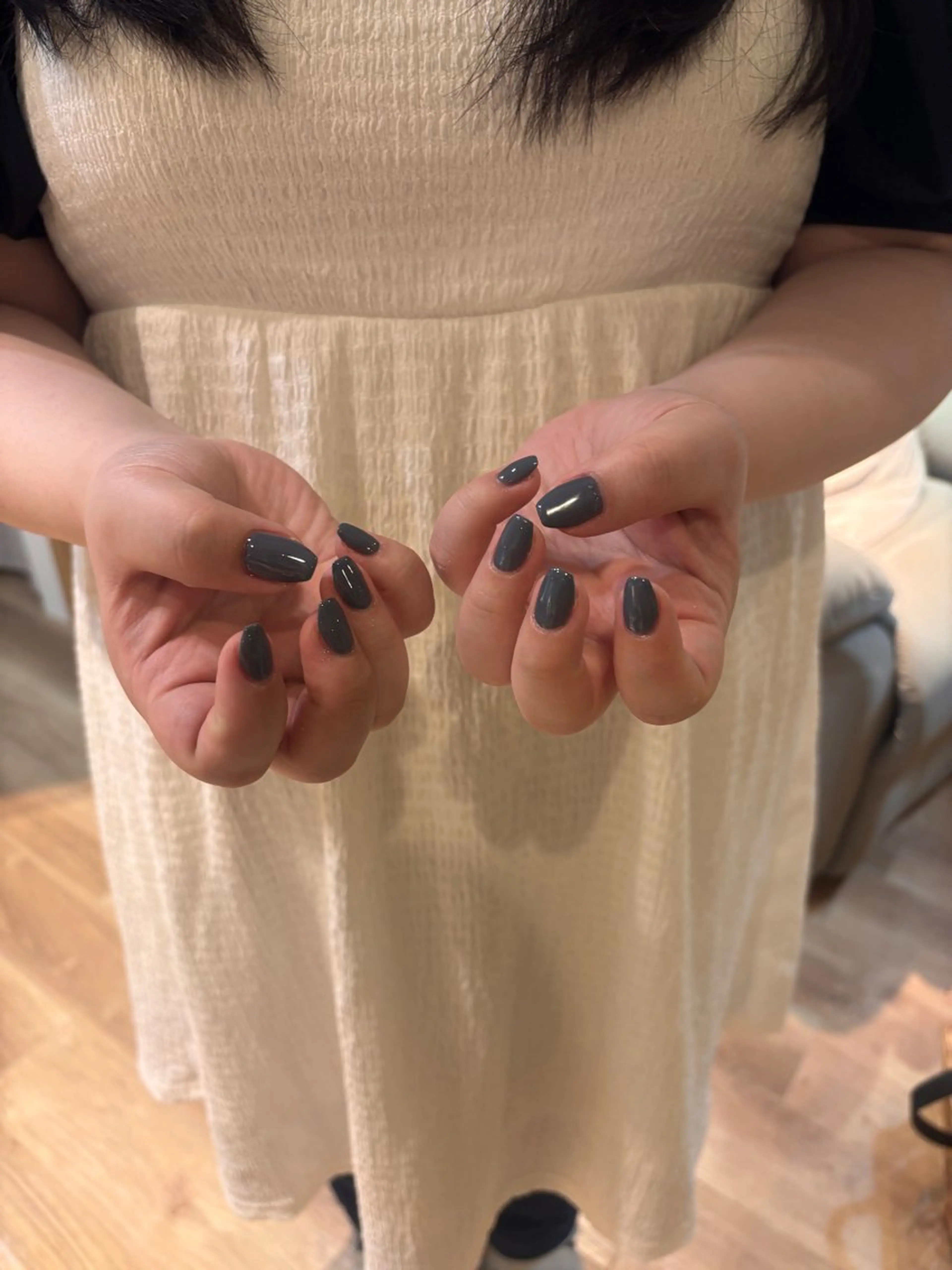 ショート 宮田 結晶のネイルデザイン