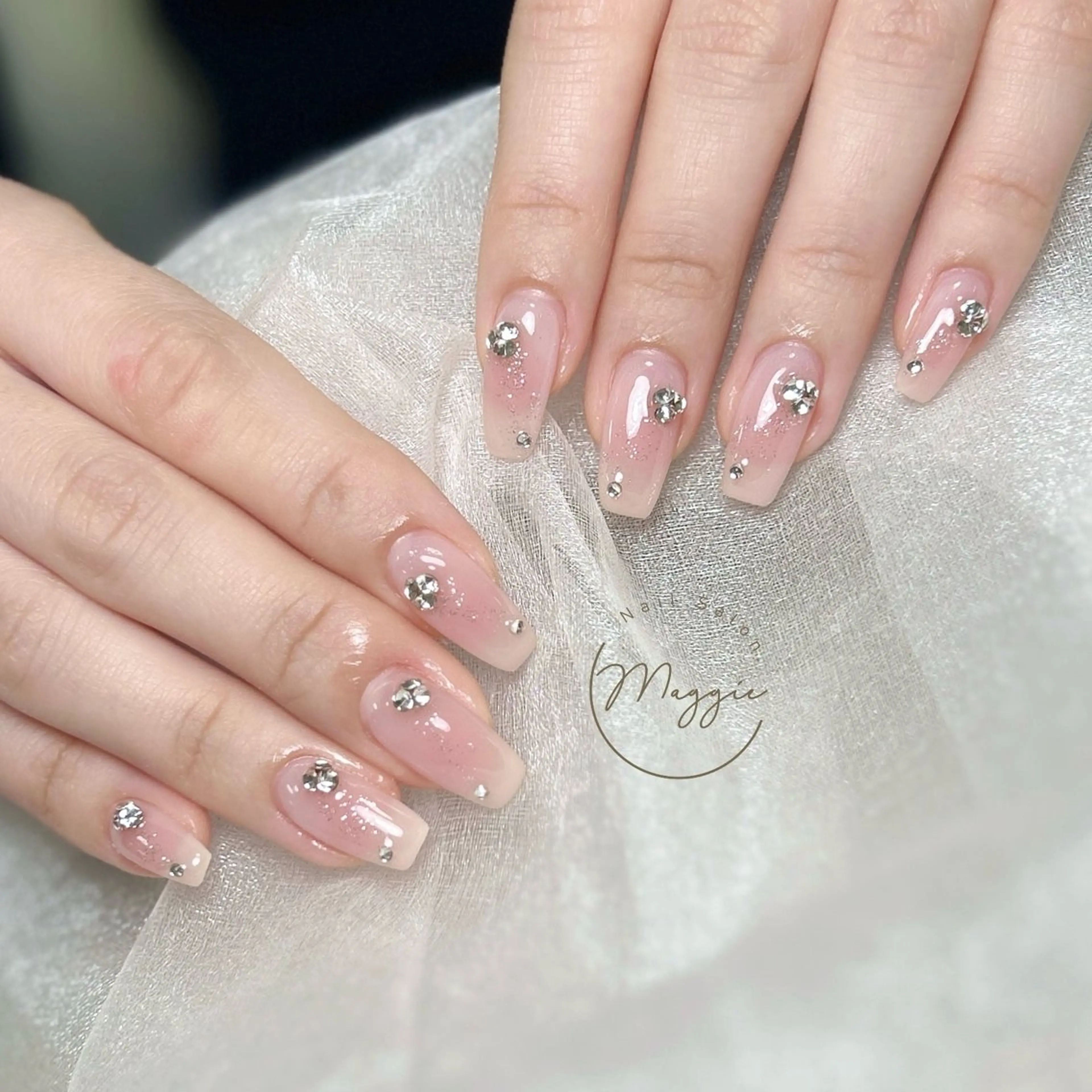 ネイル Maggie Nail🦩のネイルデザイン