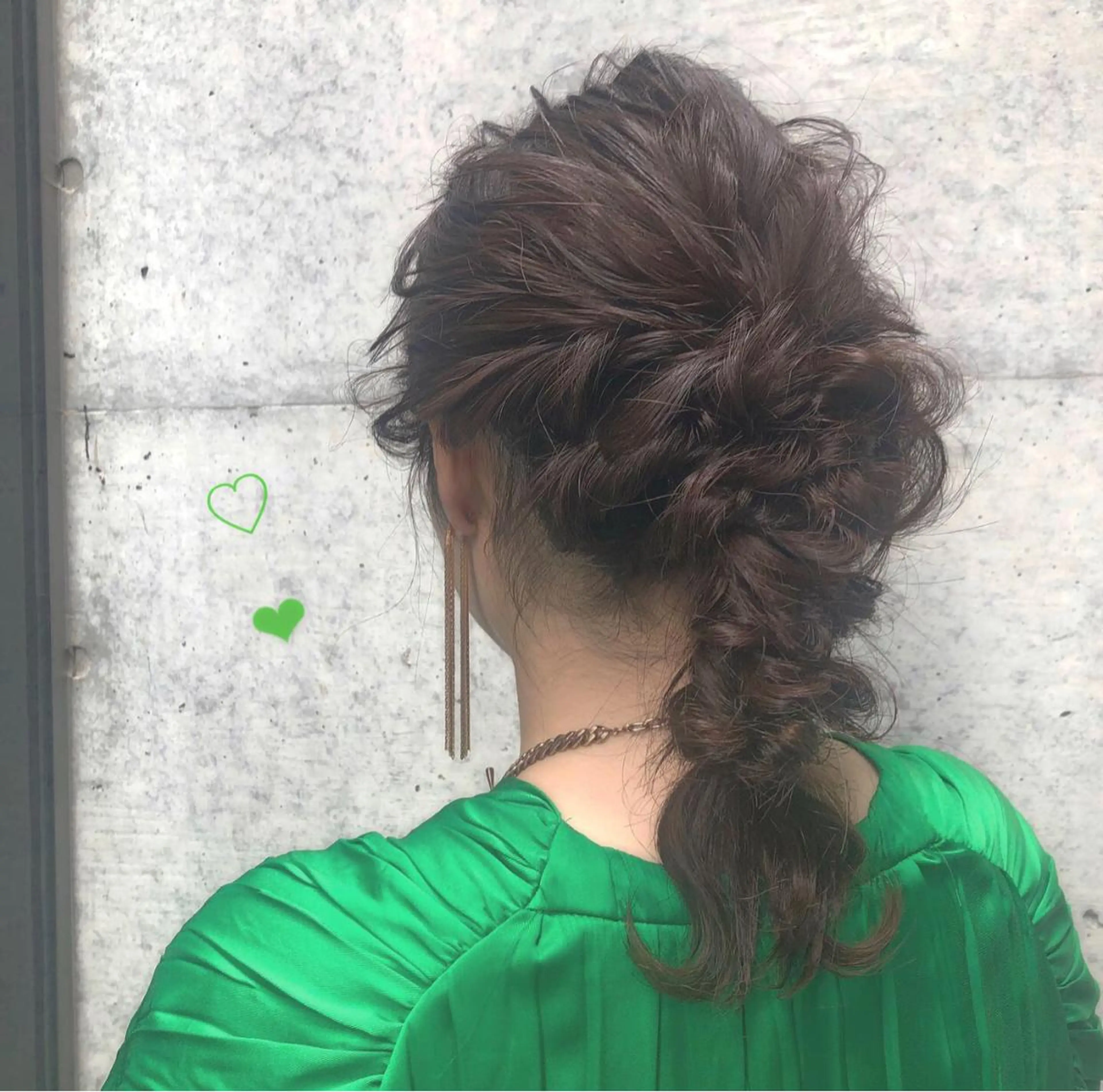 ミディアム カラー パーマ ヘアアレンジ 結婚式・ブライダル ヘアセット apish aoyama所属・武 愛子の眉毛・アイブロウイメージ