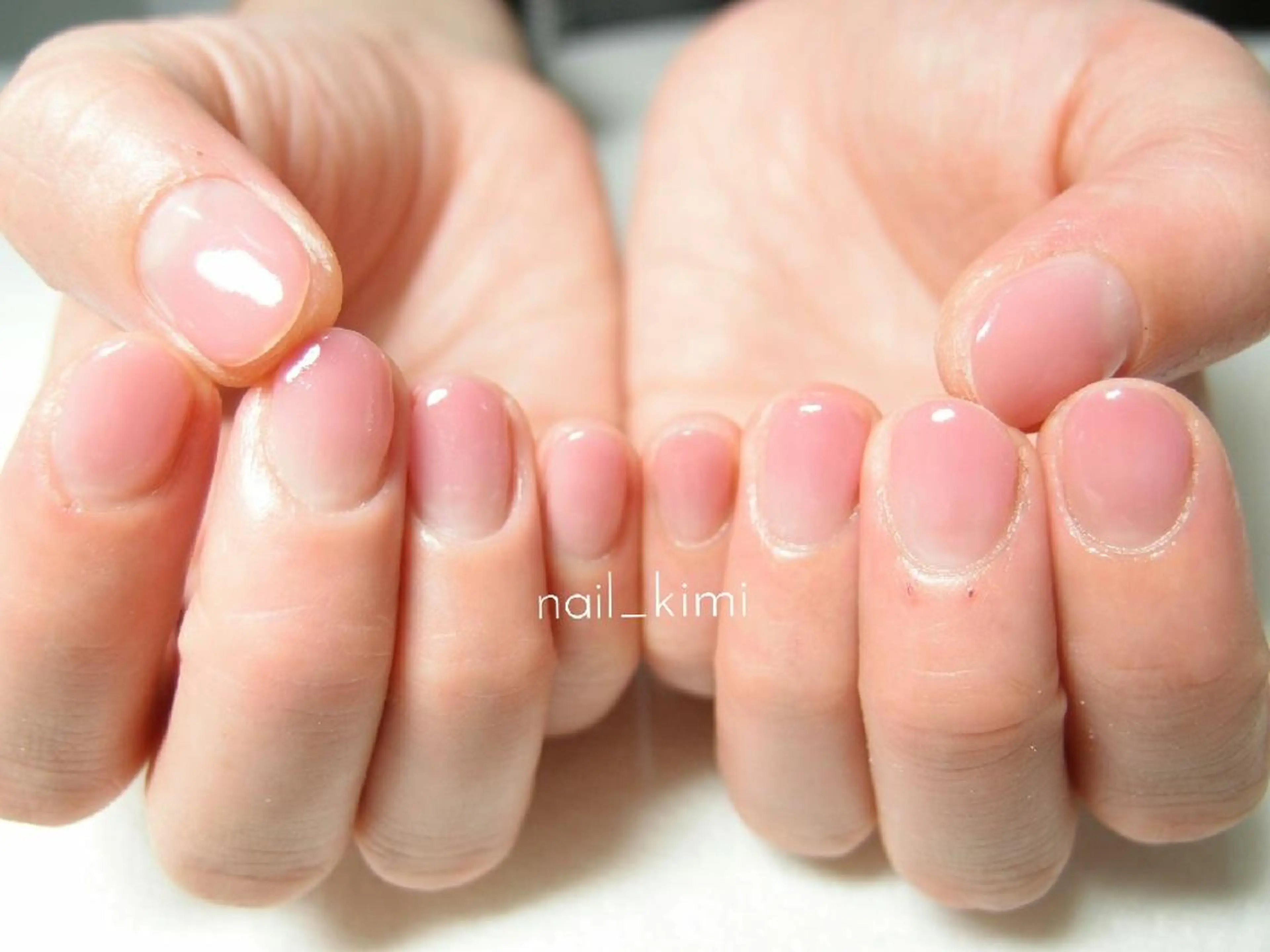 ネイル グラデーション ConneQt所属・ETHOSENSE. kimikaのネイルデザイン