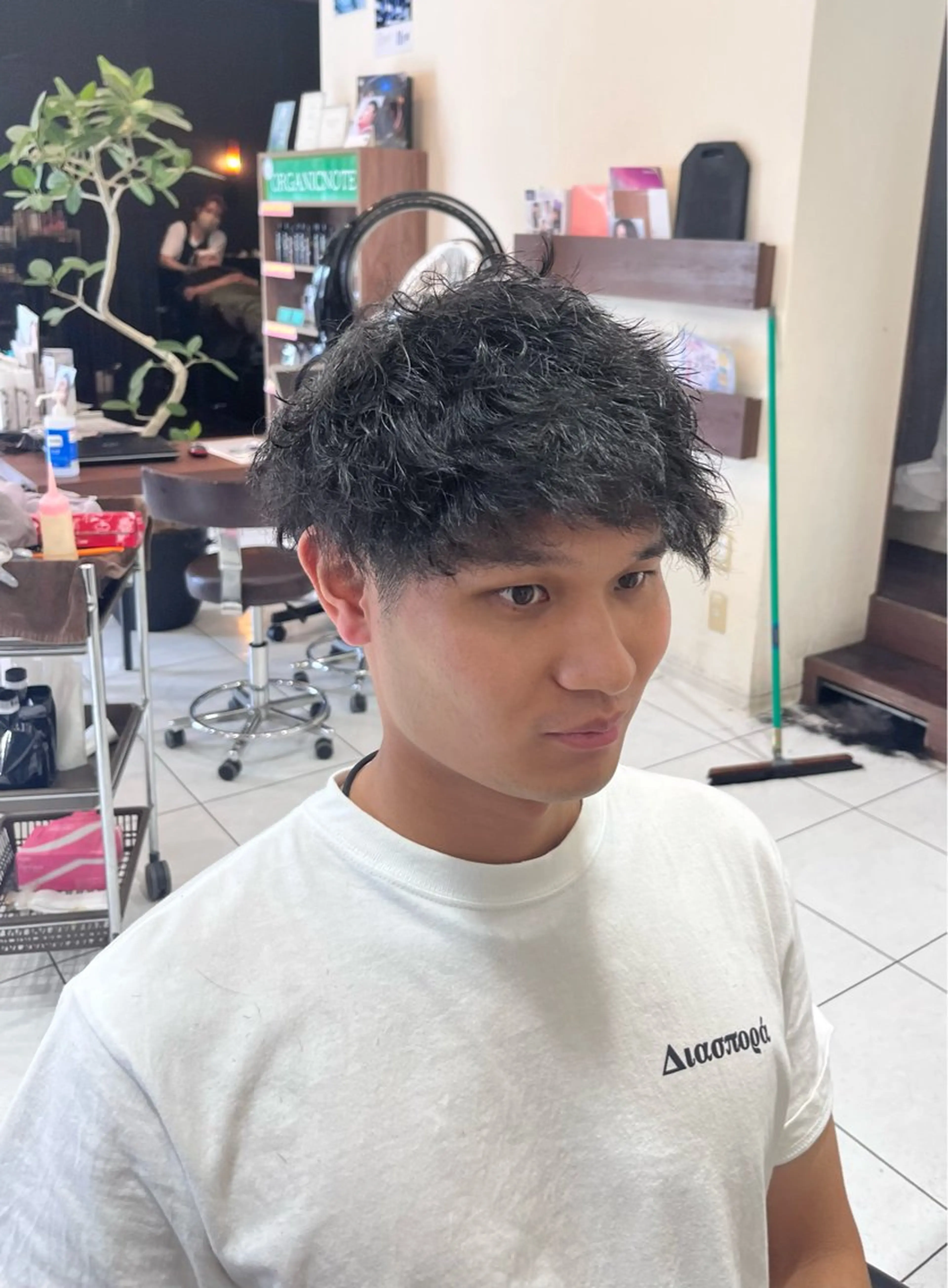 パーマ メンズ メンズパーマ ツイストスパイラルパーマ スパイラルパーマ カット パーマ 小野 友暉のヘアスタイル