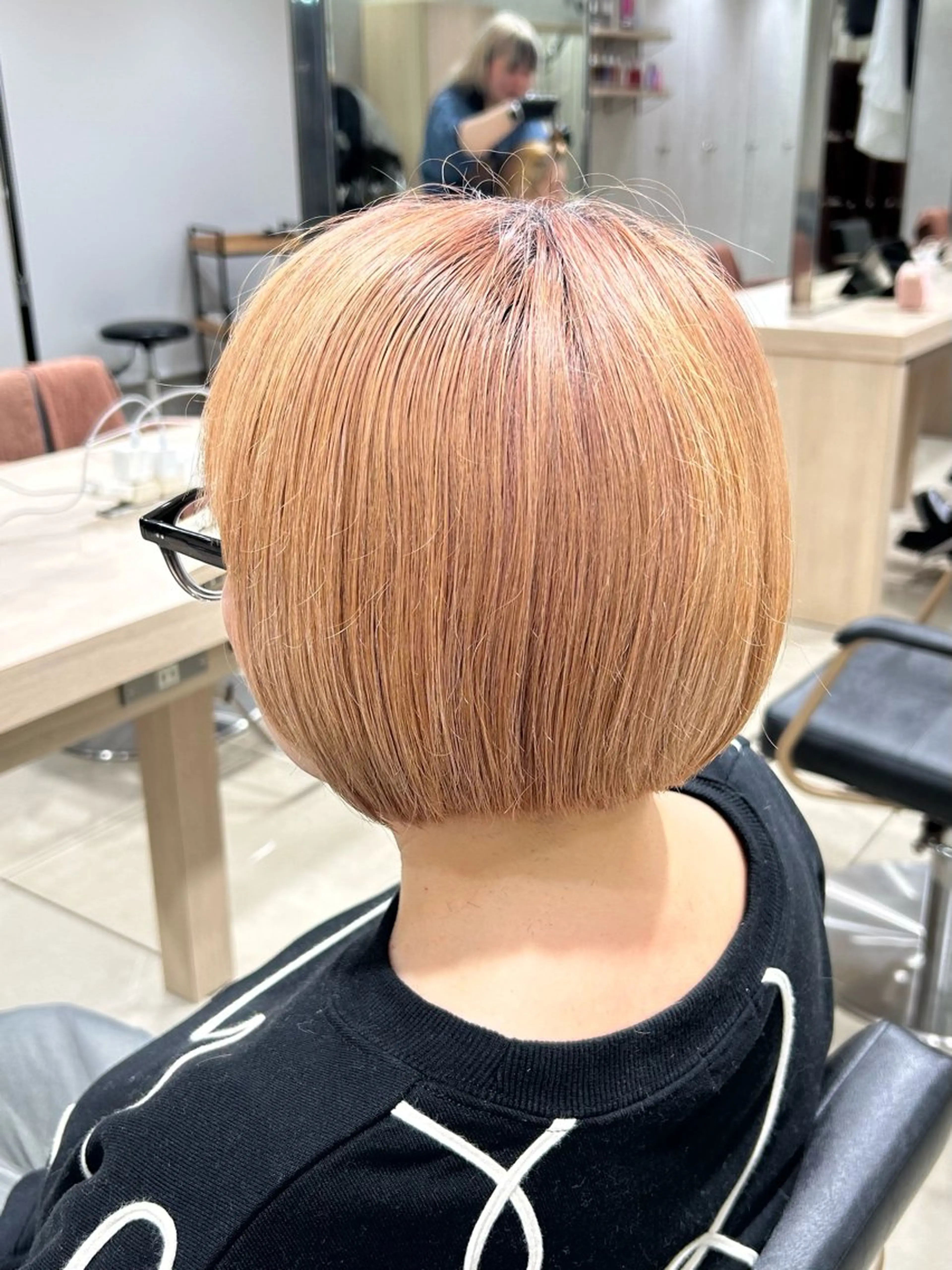 ショート 【🎀推し デザイン カラー】小池 雪奈のヘアスタイル