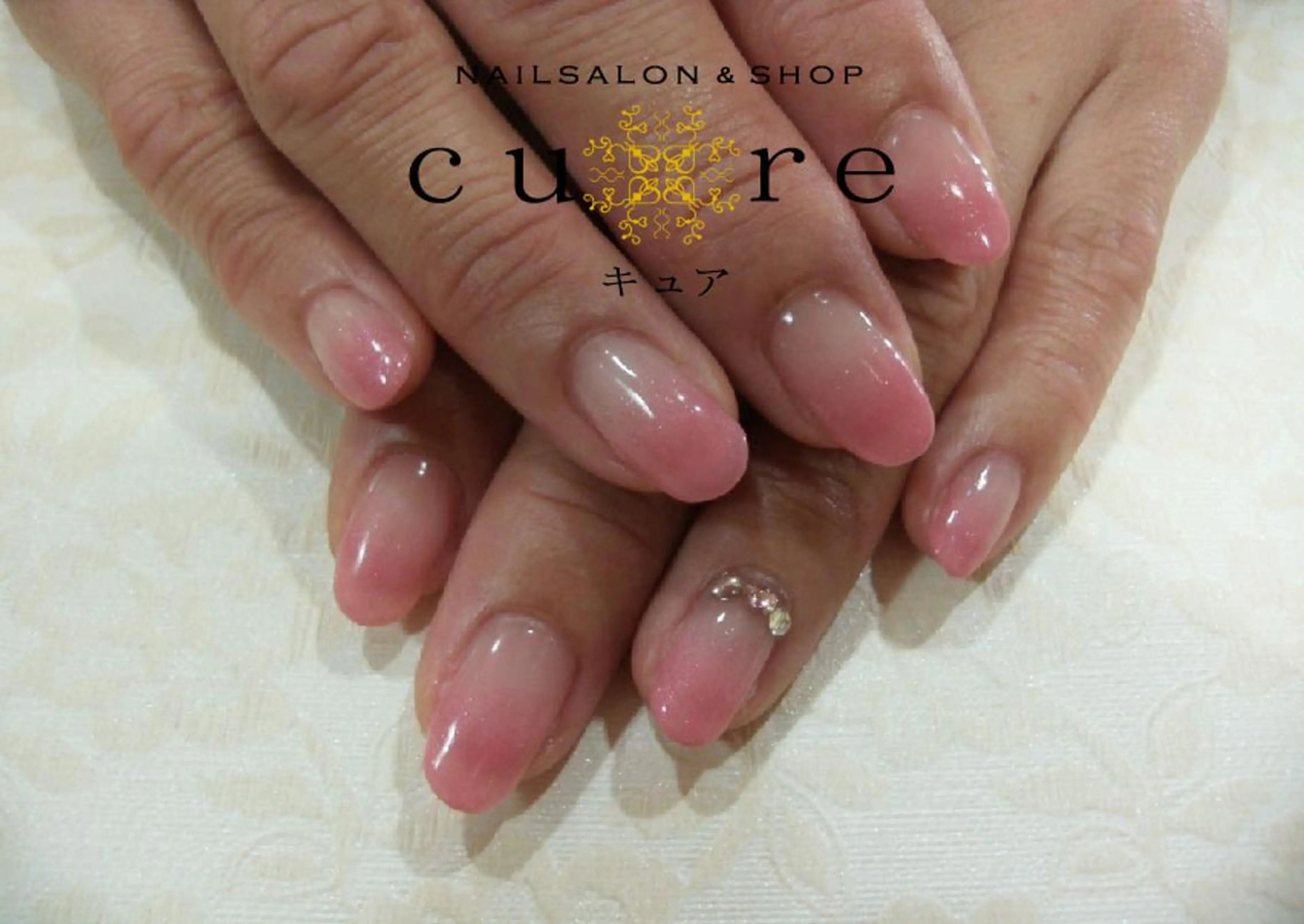 ミディアム ネイル ネイルサロン Cureのネイルデザイン