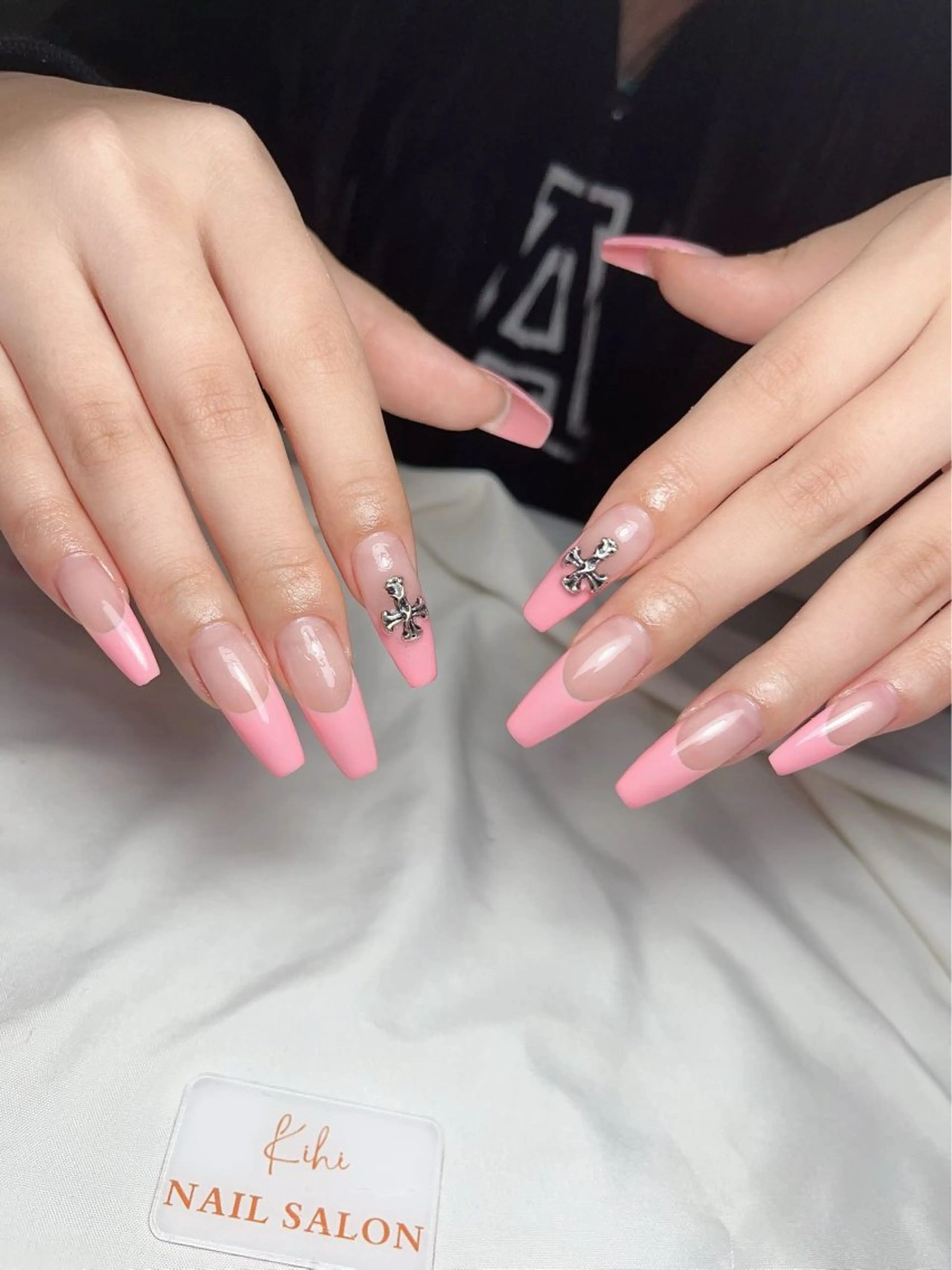 ネイル アートネイル フレンチネイル ジェルネイル グラデーション 韓国ネイル ハンドネイル 💕鈴木ユリ パラジェル/オフ無料のネイルデザイン