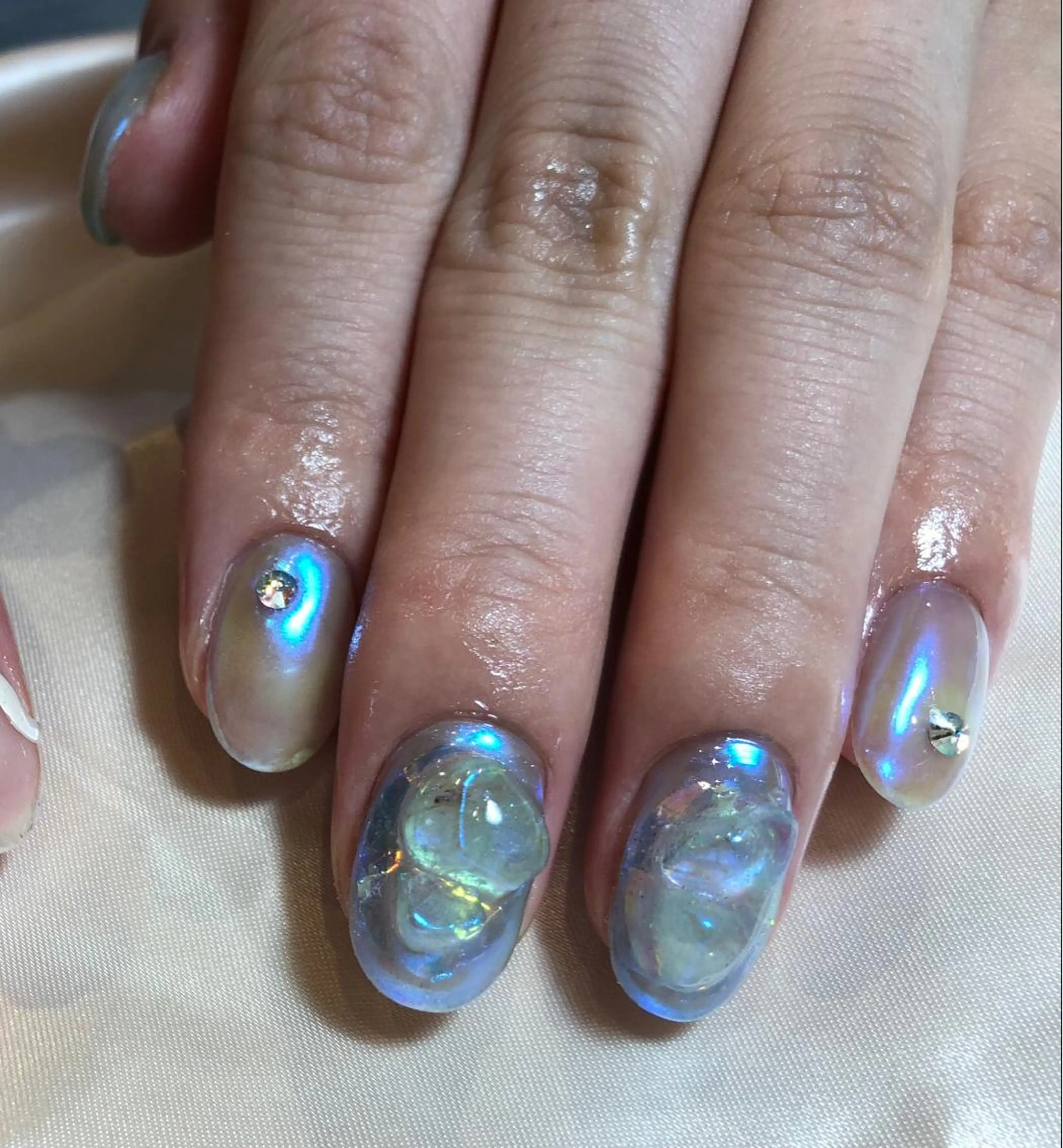 ネイル オーロラネイル クリアネイル ☽ ☾のネイルデザイン