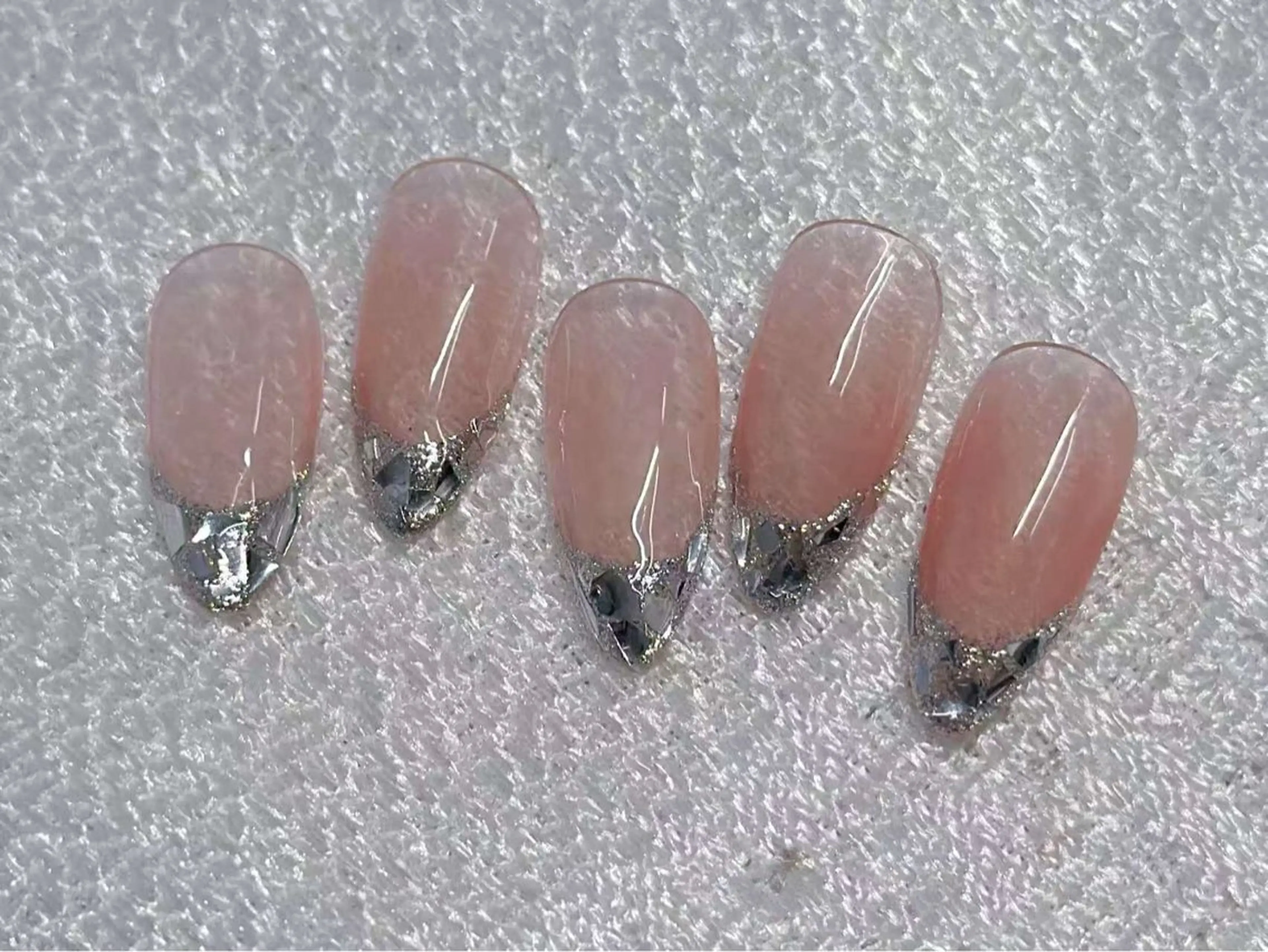 ✨【Hand】話題人気♥ガラスフレンチネイル✨️新規オフ無料の写真