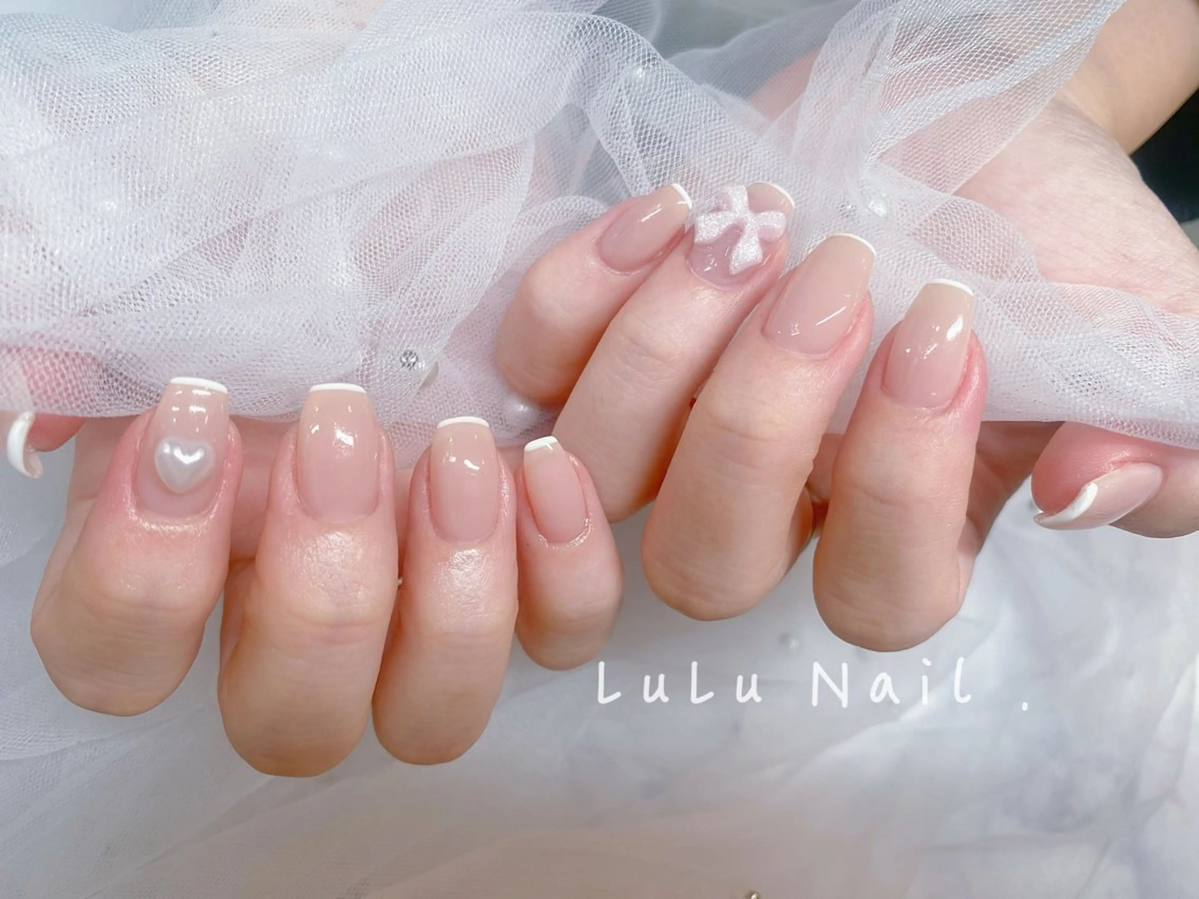 ネイル ハンドネイル LULU Nail  Salon 新宿所属・LU LU NailSalonのネイルデザイン