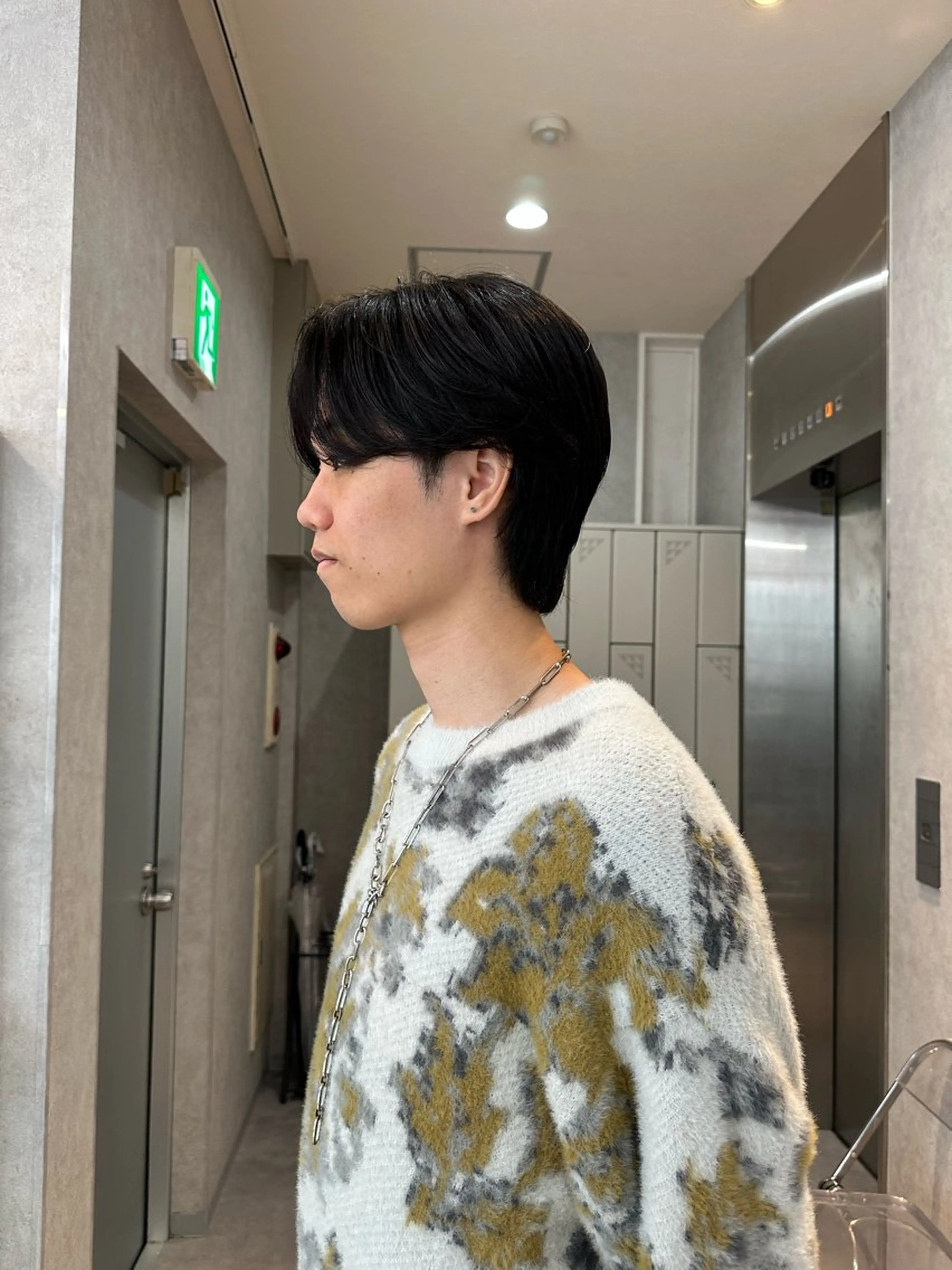 ショート メンズ センターパート カノン/メンズカット /ダウンパーマのヘアスタイル